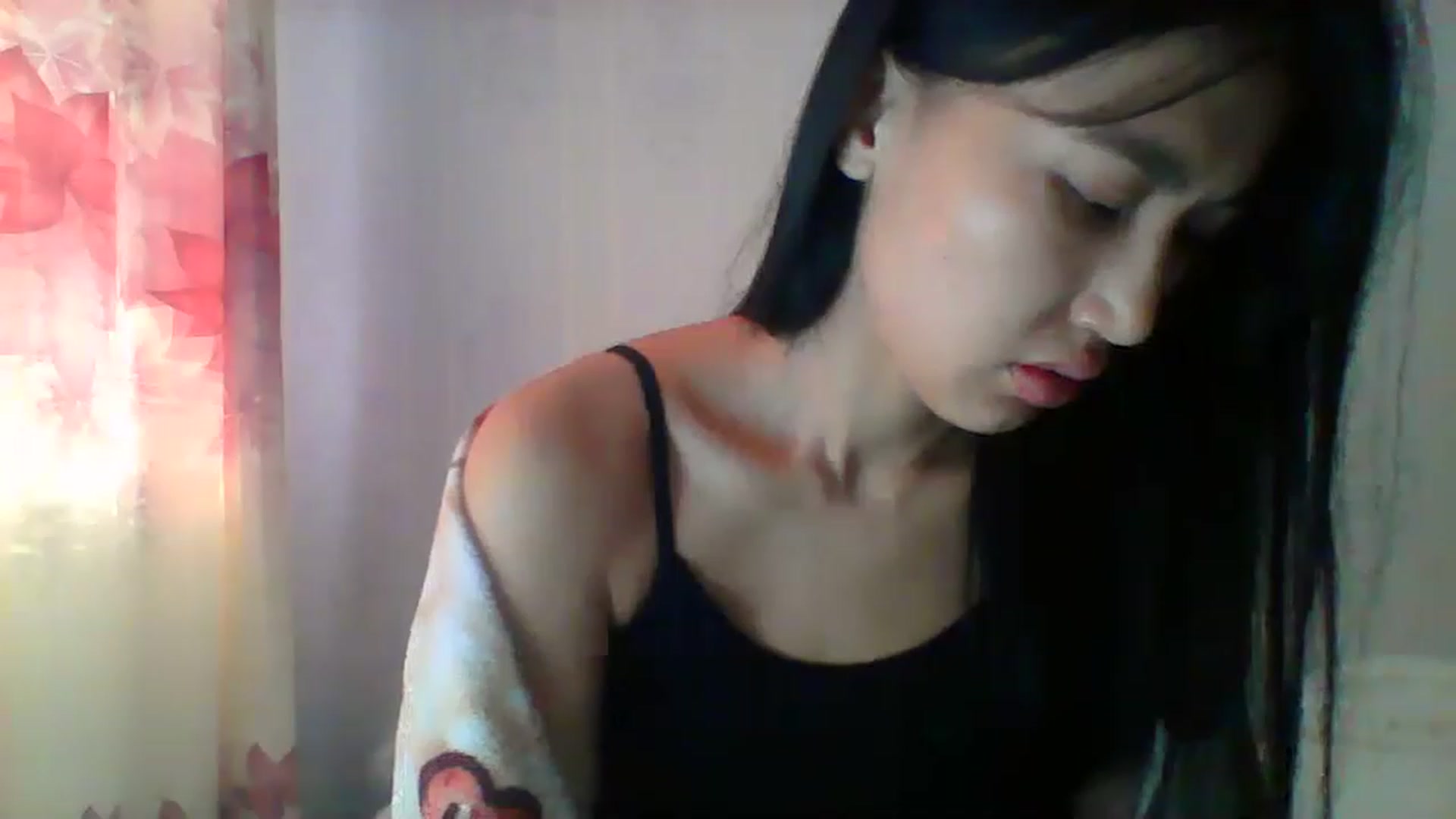 Gallery image thumbnail from SweetRo0mance's myfreecams stream on, 12/12/2022, 04:29 image 16 of 20