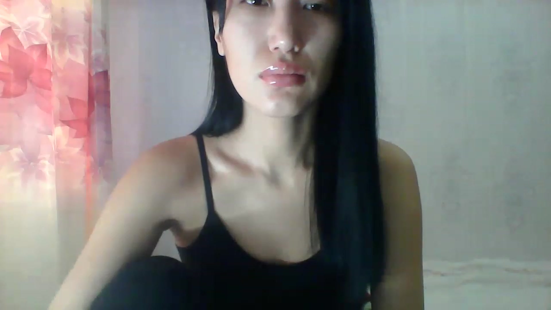 Gallery image thumbnail from SweetRo0mance's myfreecams stream on, 12/13/2022, 04:25 image 3 of 20