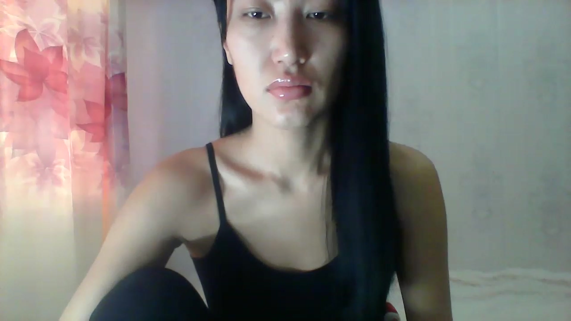 Gallery image thumbnail from SweetRo0mance's myfreecams stream on, 12/13/2022, 04:25 image 5 of 20