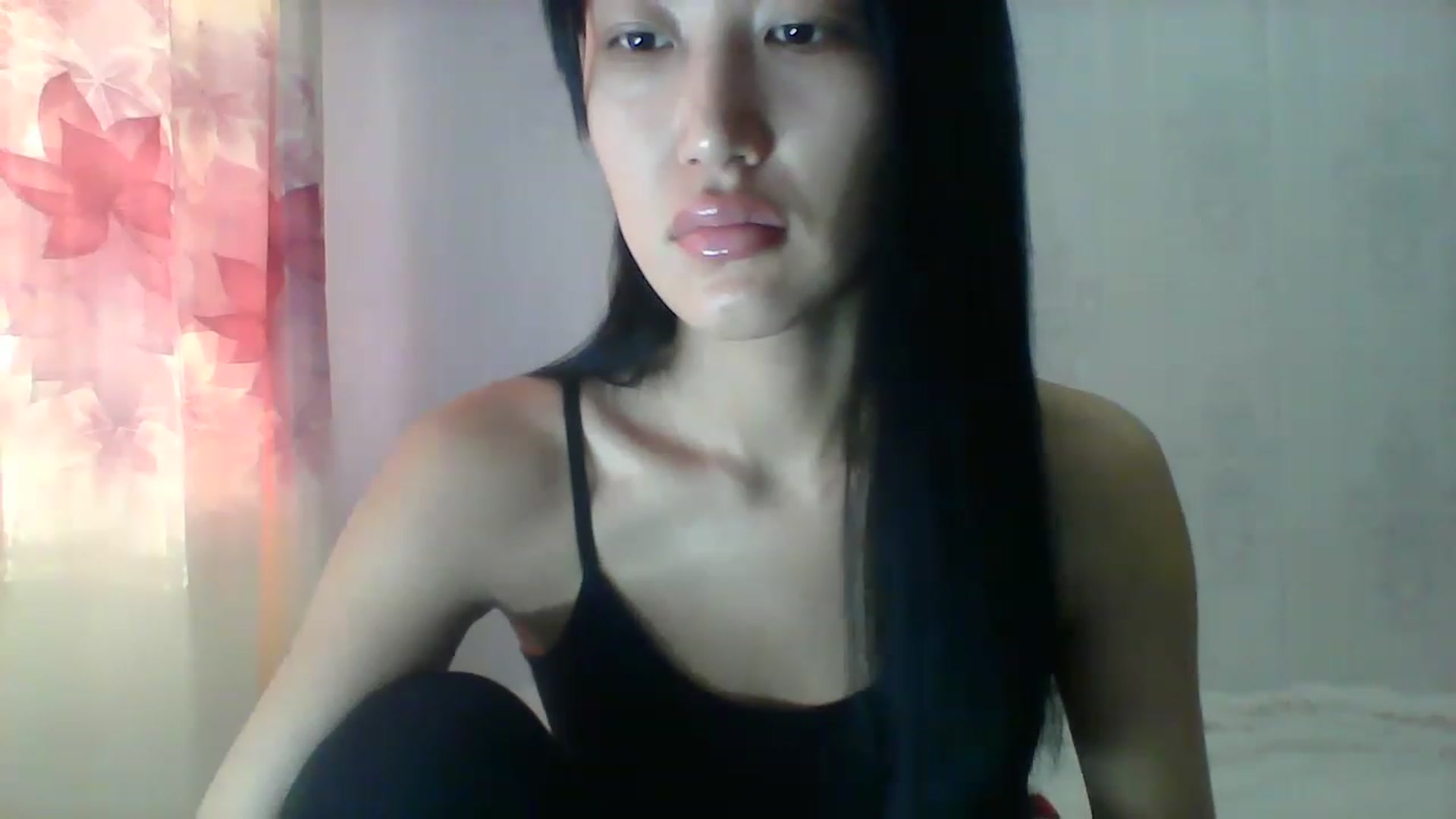 Gallery image thumbnail from SweetRo0mance's myfreecams stream on, 12/13/2022, 04:25 image 13 of 20