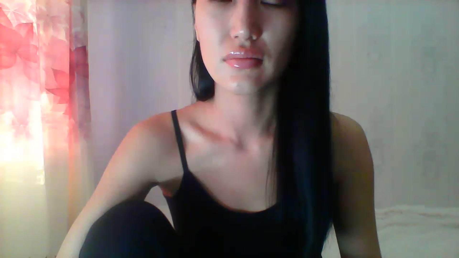 Gallery image thumbnail from SweetRo0mance's myfreecams stream on, 12/13/2022, 04:59 image 20 of 20