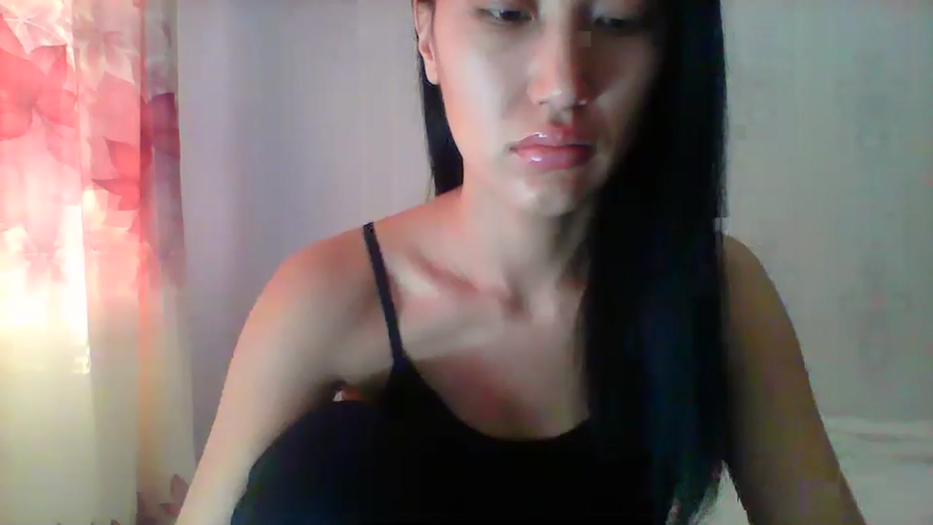Gallery image thumbnail from SweetRo0mance's myfreecams stream on, 12/13/2022, 04:59 image 17 of 20