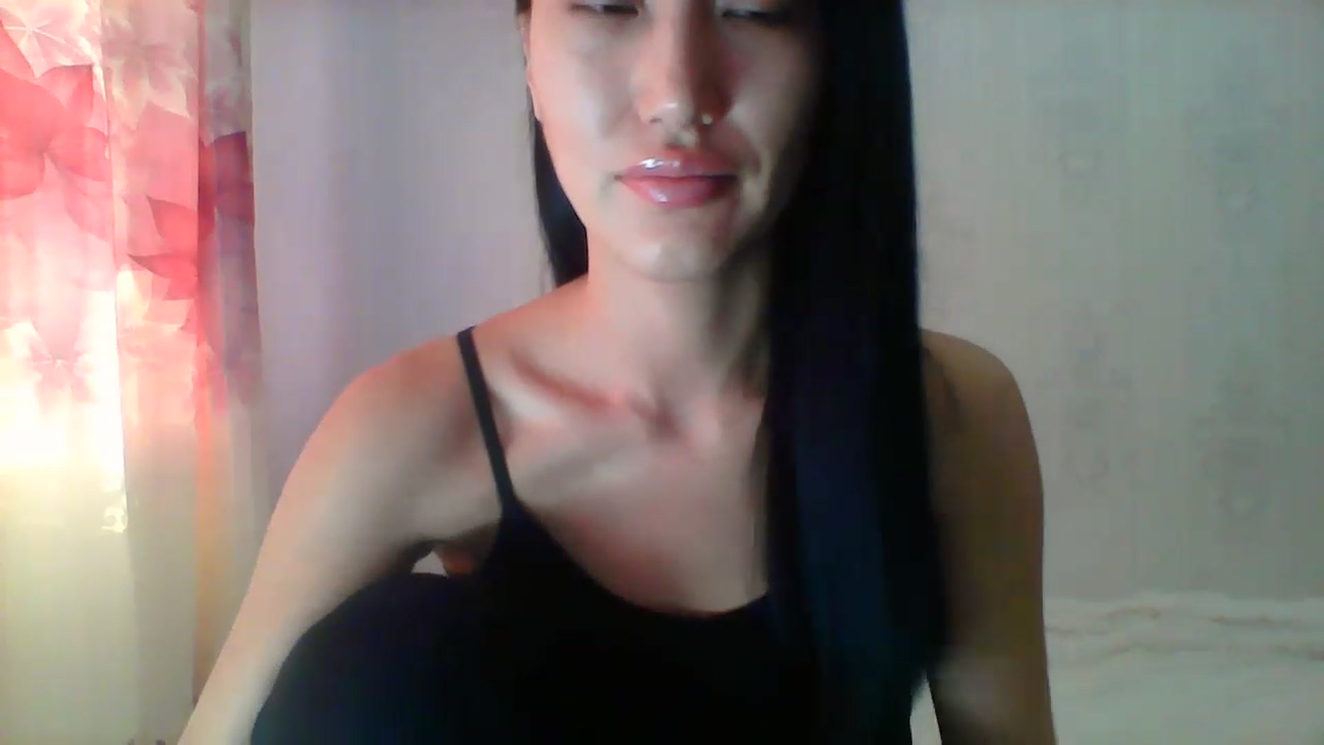 Gallery image thumbnail from SweetRo0mance's myfreecams stream on, 12/13/2022, 04:59 image 18 of 20