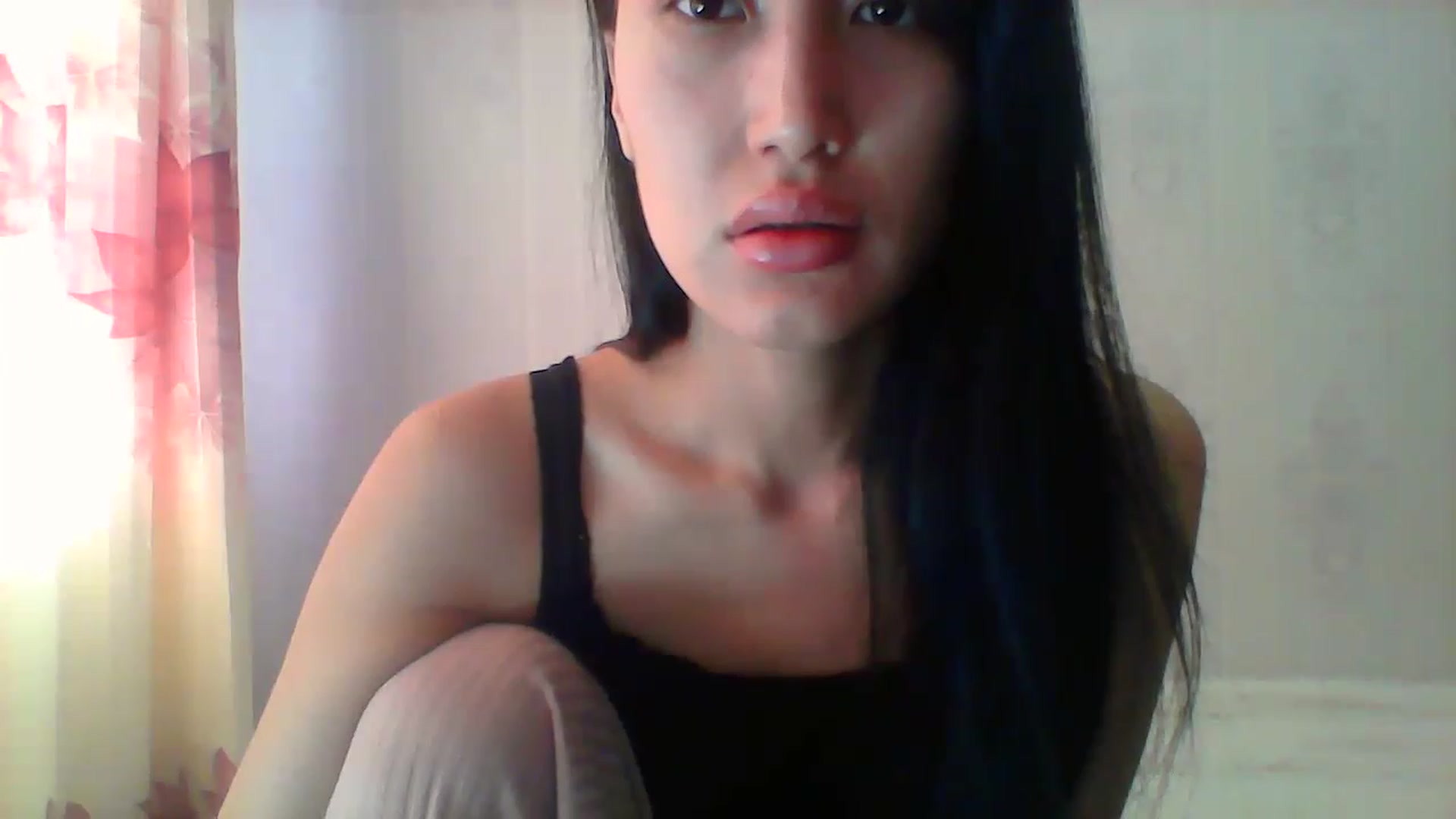 Gallery image thumbnail from SweetRo0mance's myfreecams stream on, 12/16/2022, 04:58 image 14 of 20
