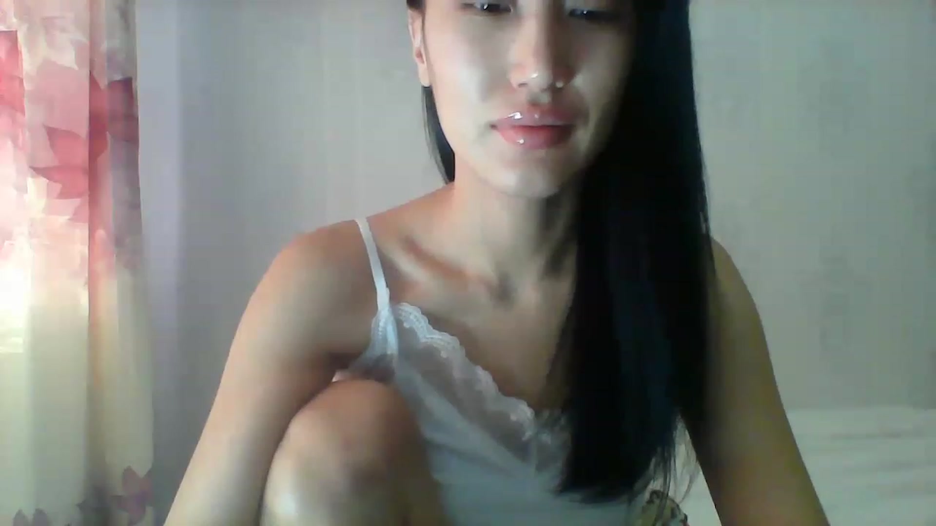 Gallery image thumbnail from SweetRo0mance's myfreecams stream on, 12/25/2022, 05:00 image 6 of 20