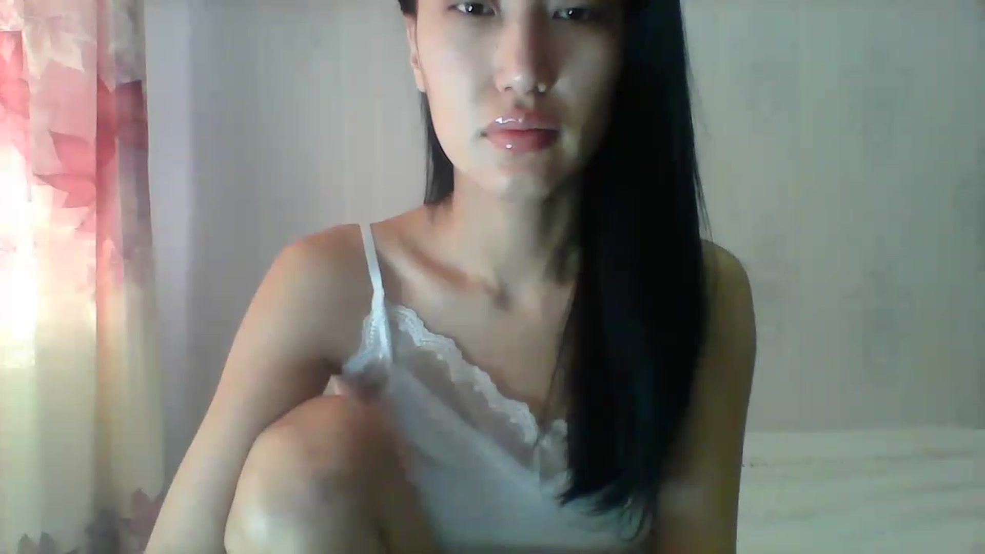 Gallery image thumbnail from SweetRo0mance's myfreecams stream on, 12/25/2022, 05:00 image 3 of 20