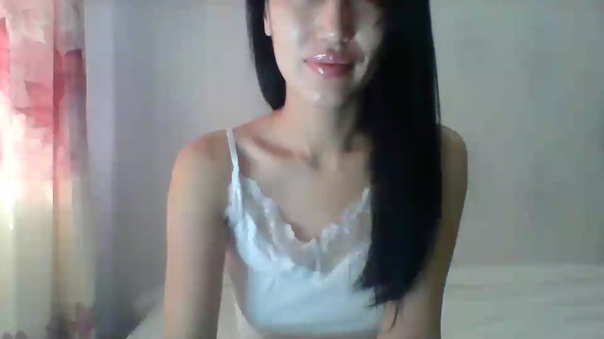 Gallery image thumbnail from SweetRo0mance's myfreecams stream on, 12/25/2022, 05:00 image 12 of 20