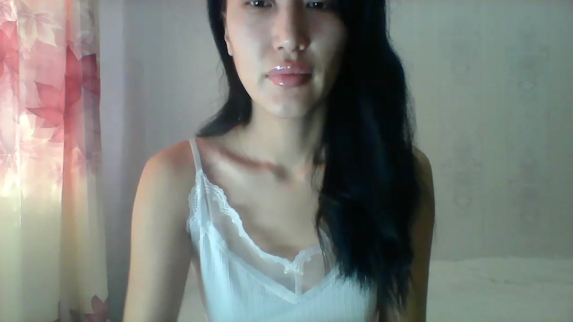 Gallery image thumbnail from SweetRo0mance's myfreecams stream on, 12/28/2022, 04:55 image 14 of 20