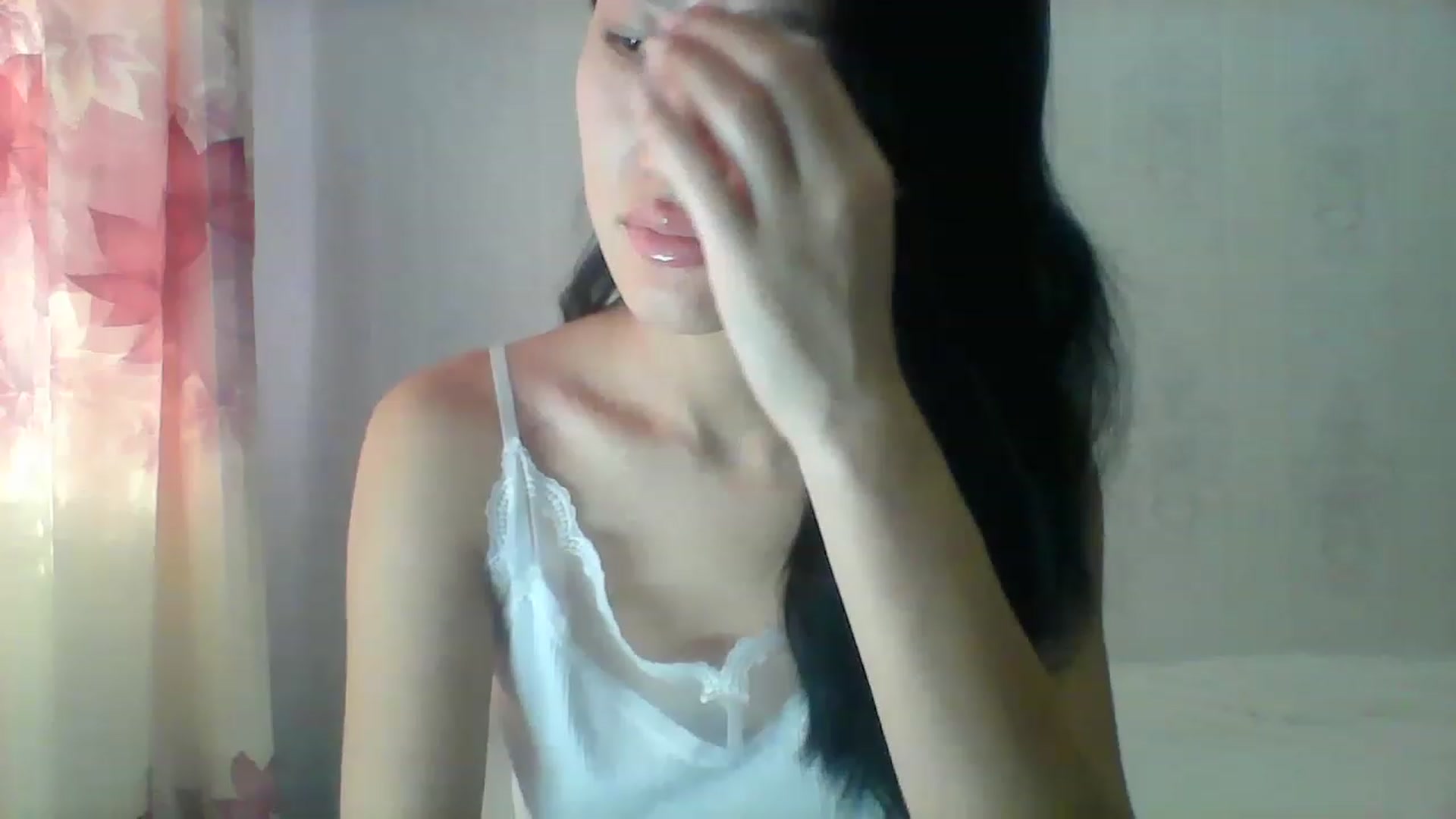 Gallery image thumbnail from SweetRo0mance's myfreecams stream on, 12/28/2022, 04:55 image 10 of 20