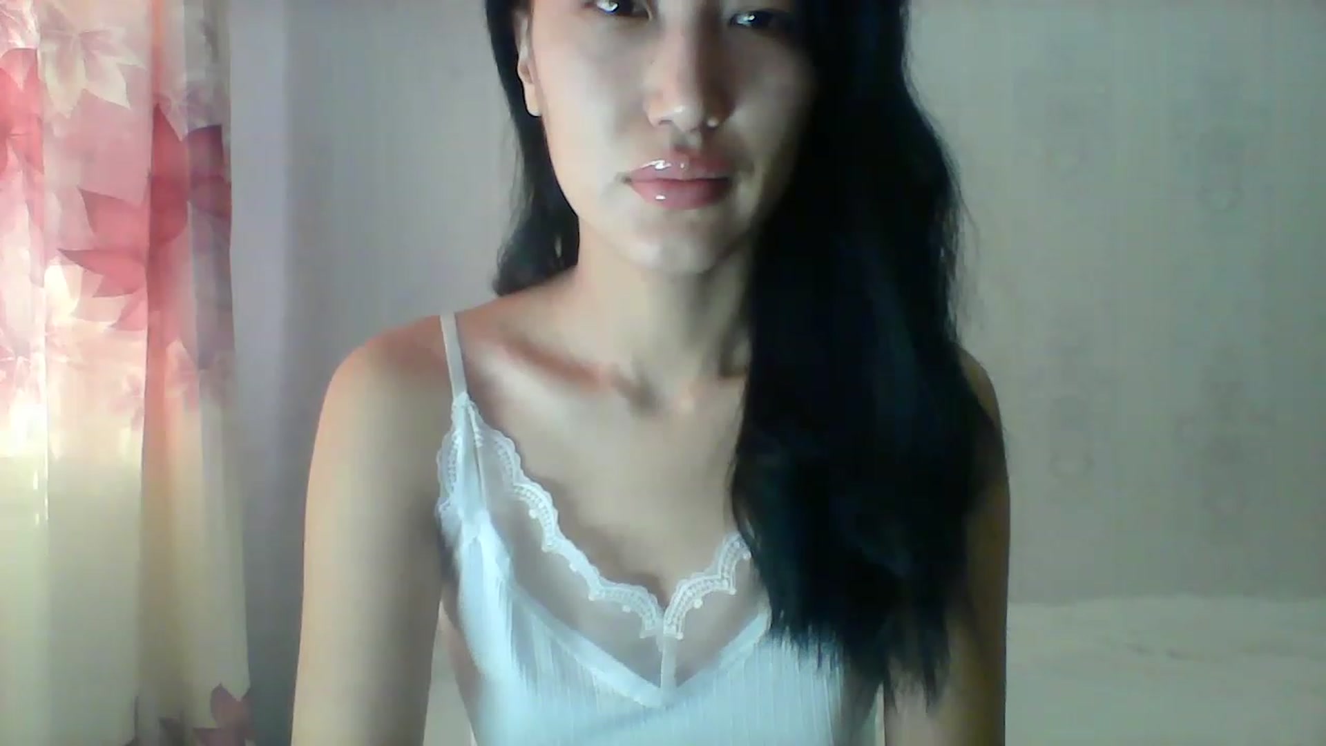 Gallery image thumbnail from SweetRo0mance's myfreecams stream on, 12/28/2022, 04:55 image 12 of 20
