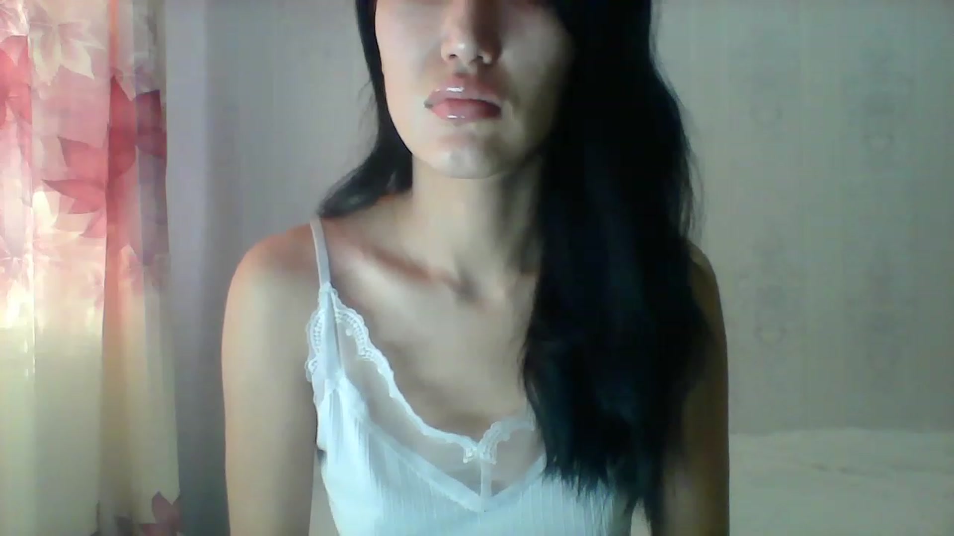 Gallery image thumbnail from SweetRo0mance's myfreecams stream on, 12/28/2022, 04:55 image 13 of 20