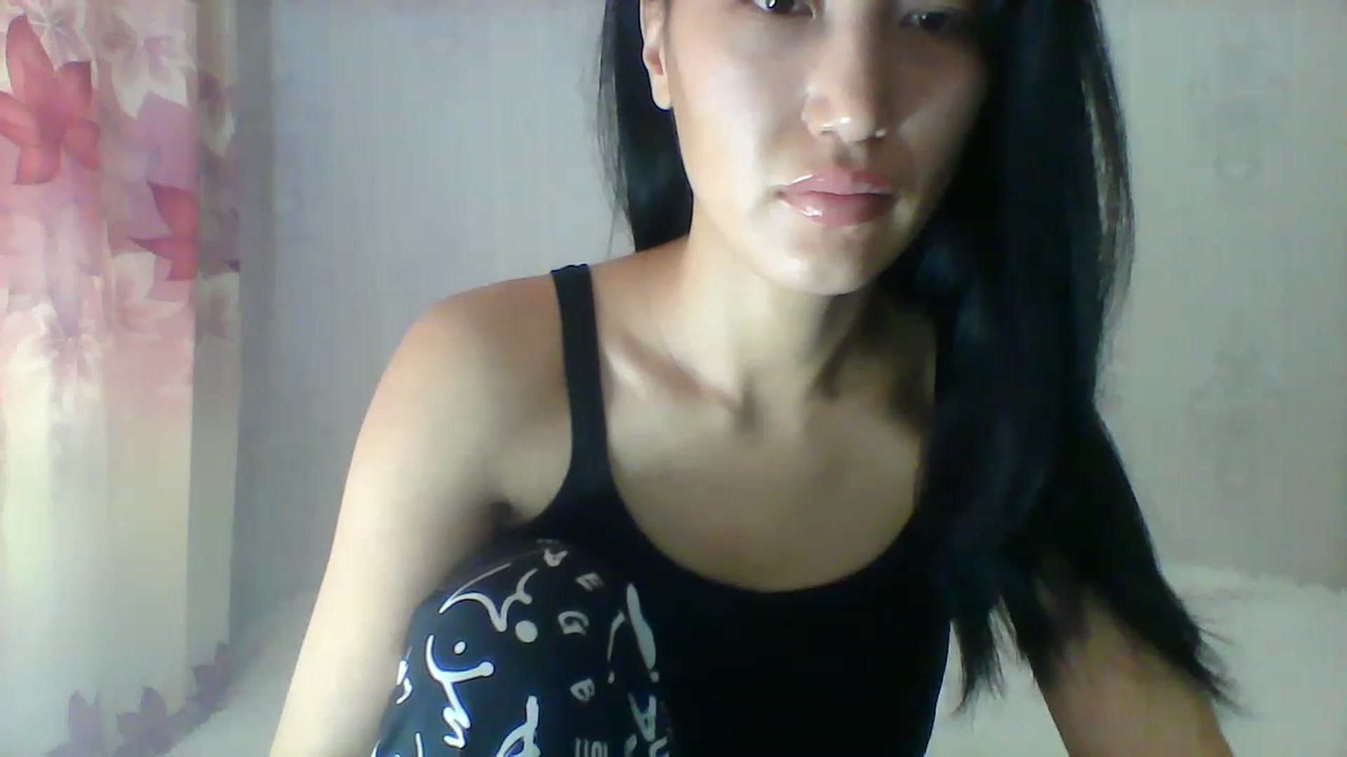 Gallery image thumbnail from SweetRo0mance's myfreecams stream on, 05/22/2023, 05:20 image 13 of 20