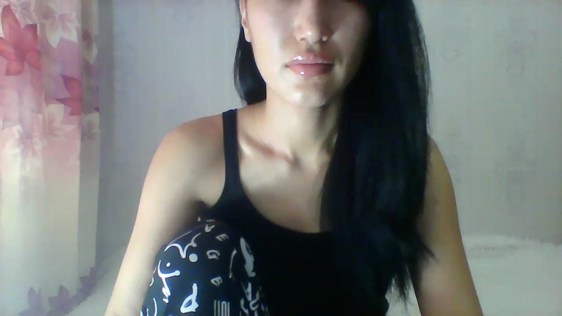 Gallery image thumbnail from SweetRo0mance's myfreecams stream on, 05/22/2023, 05:20 image 8 of 20
