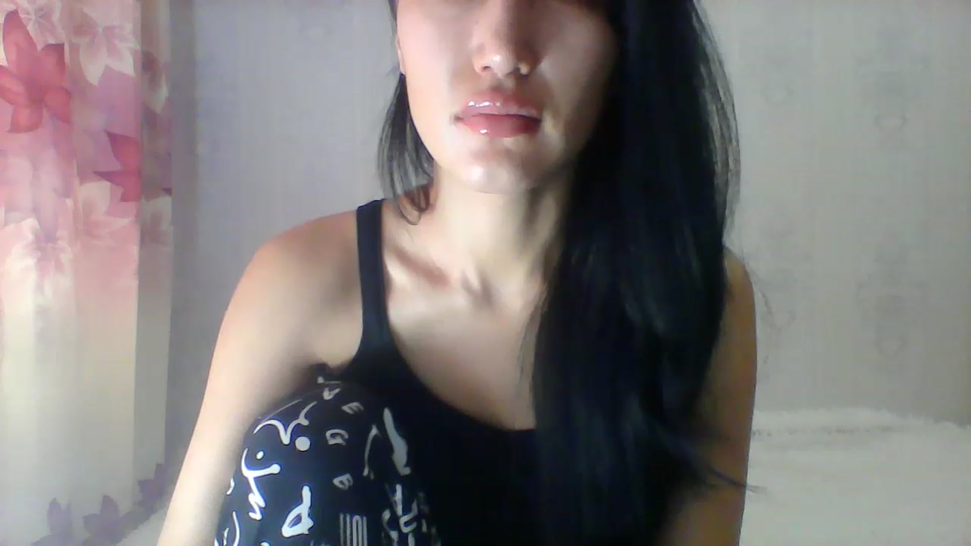 Gallery image thumbnail from SweetRo0mance's myfreecams stream on, 05/22/2023, 05:20 image 11 of 20