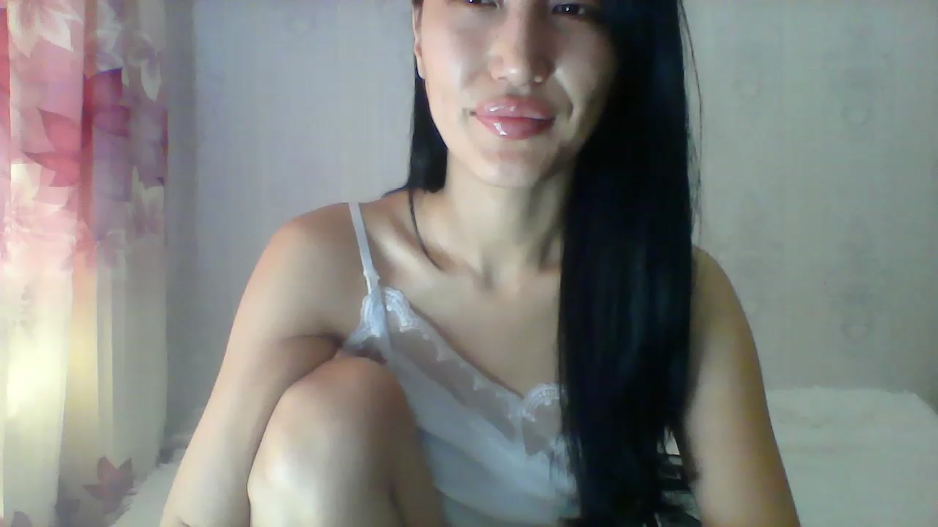 Gallery image thumbnail from SweetRo0mance's myfreecams stream on, 06/06/2023, 05:54 image 13 of 20