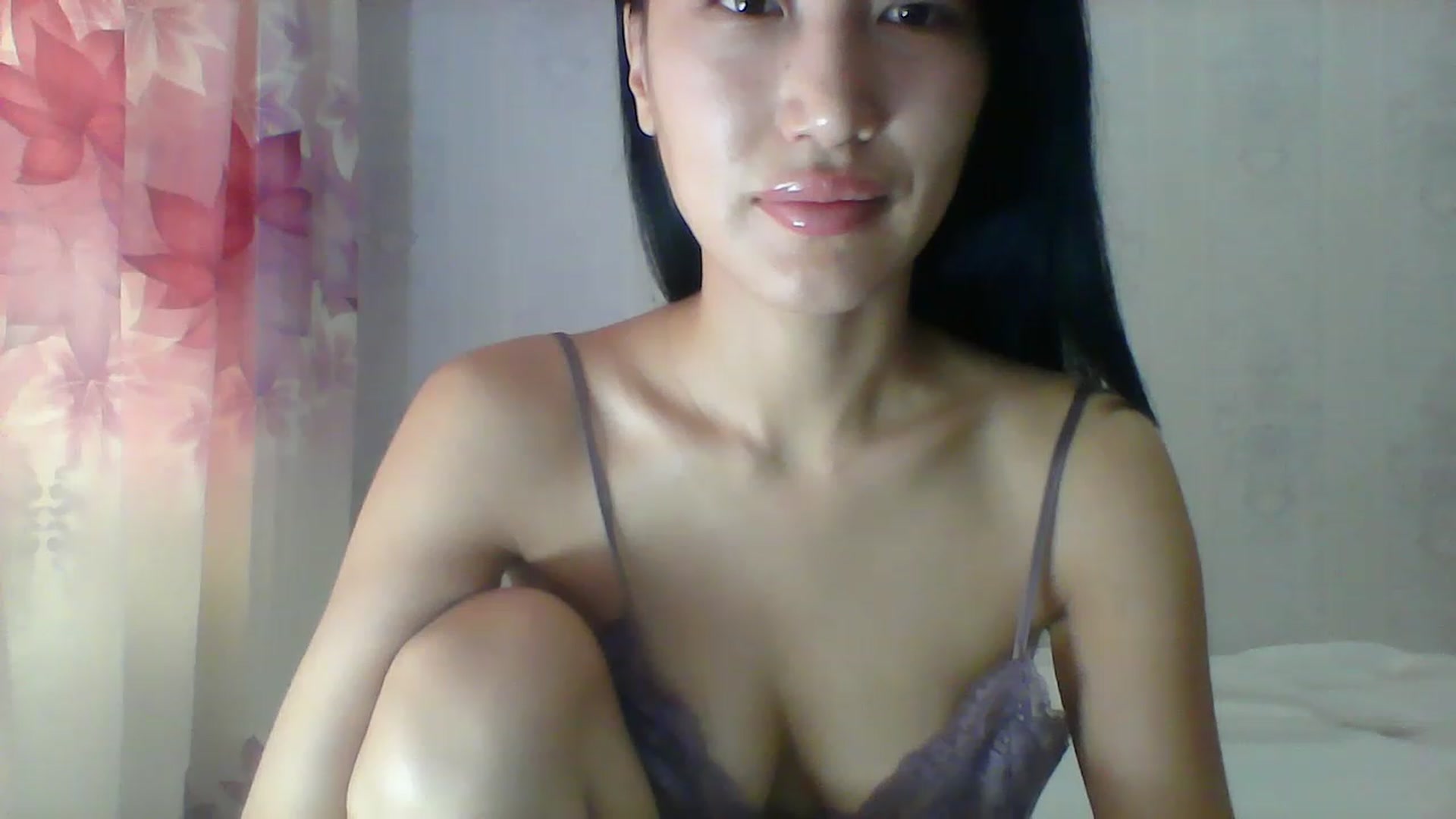Gallery image thumbnail from SweetRo0mance's myfreecams stream on, 06/08/2023, 04:48 image 20 of 20