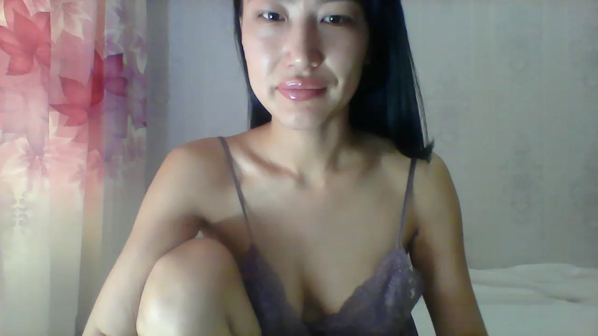 Gallery image thumbnail from SweetRo0mance's myfreecams stream on, 06/08/2023, 04:48 image 15 of 20