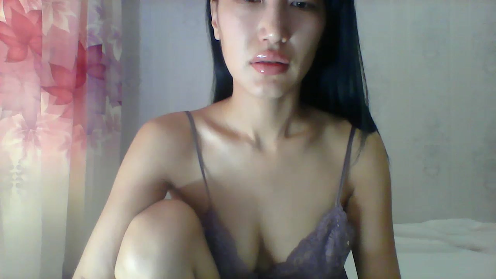 Gallery image thumbnail from SweetRo0mance's myfreecams stream on, 06/08/2023, 04:48 image 17 of 20