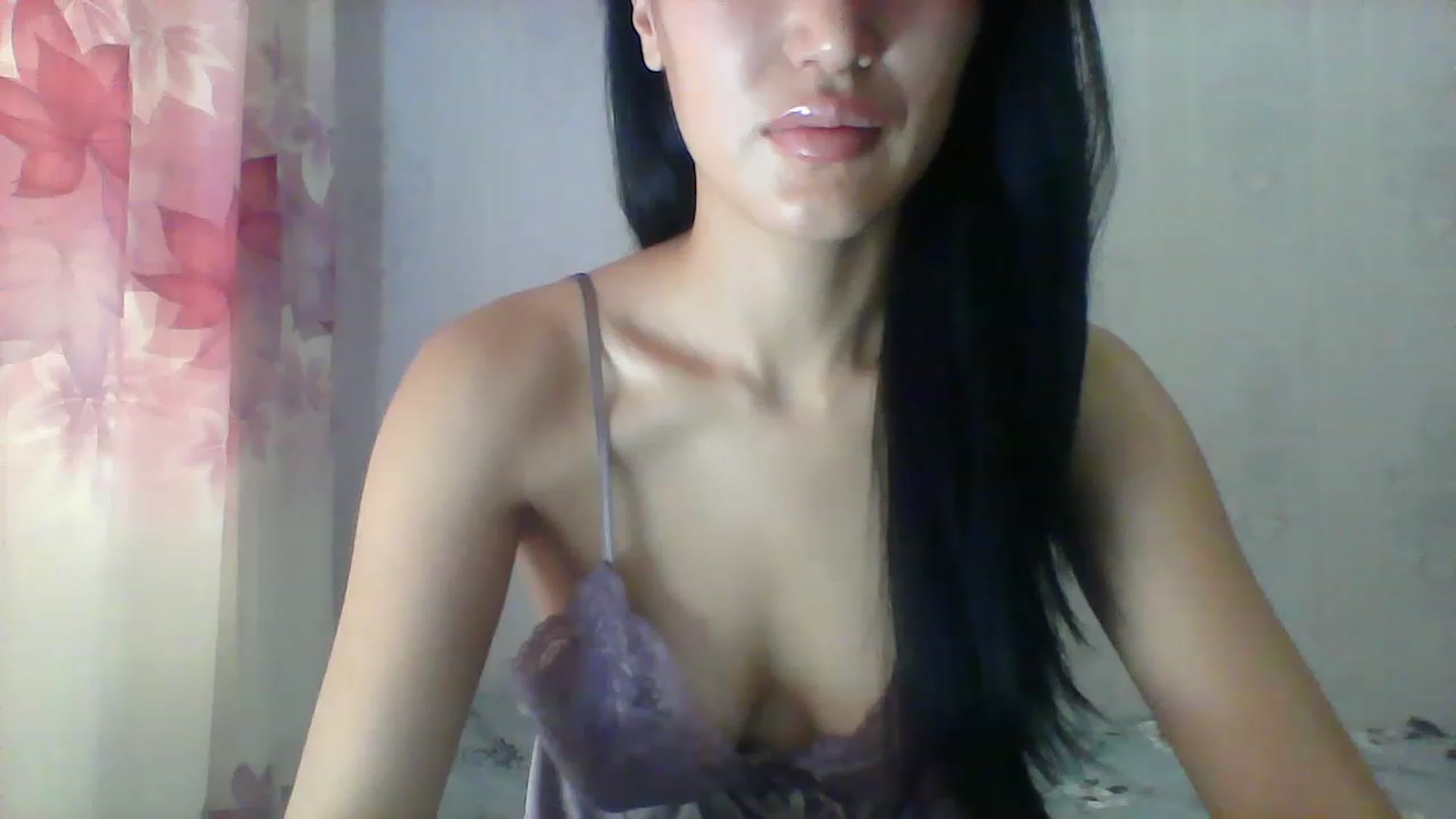 Gallery image thumbnail from SweetRo0mance's myfreecams stream on, 06/19/2023, 04:38 image 14 of 20