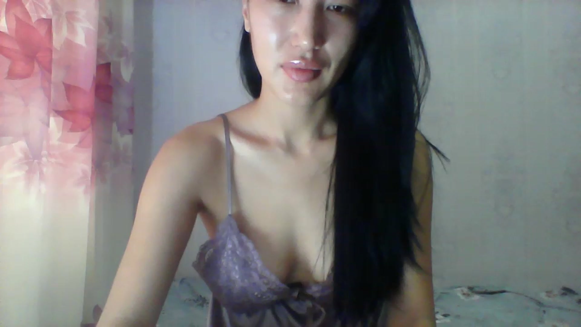 Gallery image thumbnail from SweetRo0mance's myfreecams stream on, 06/19/2023, 04:38 image 12 of 20