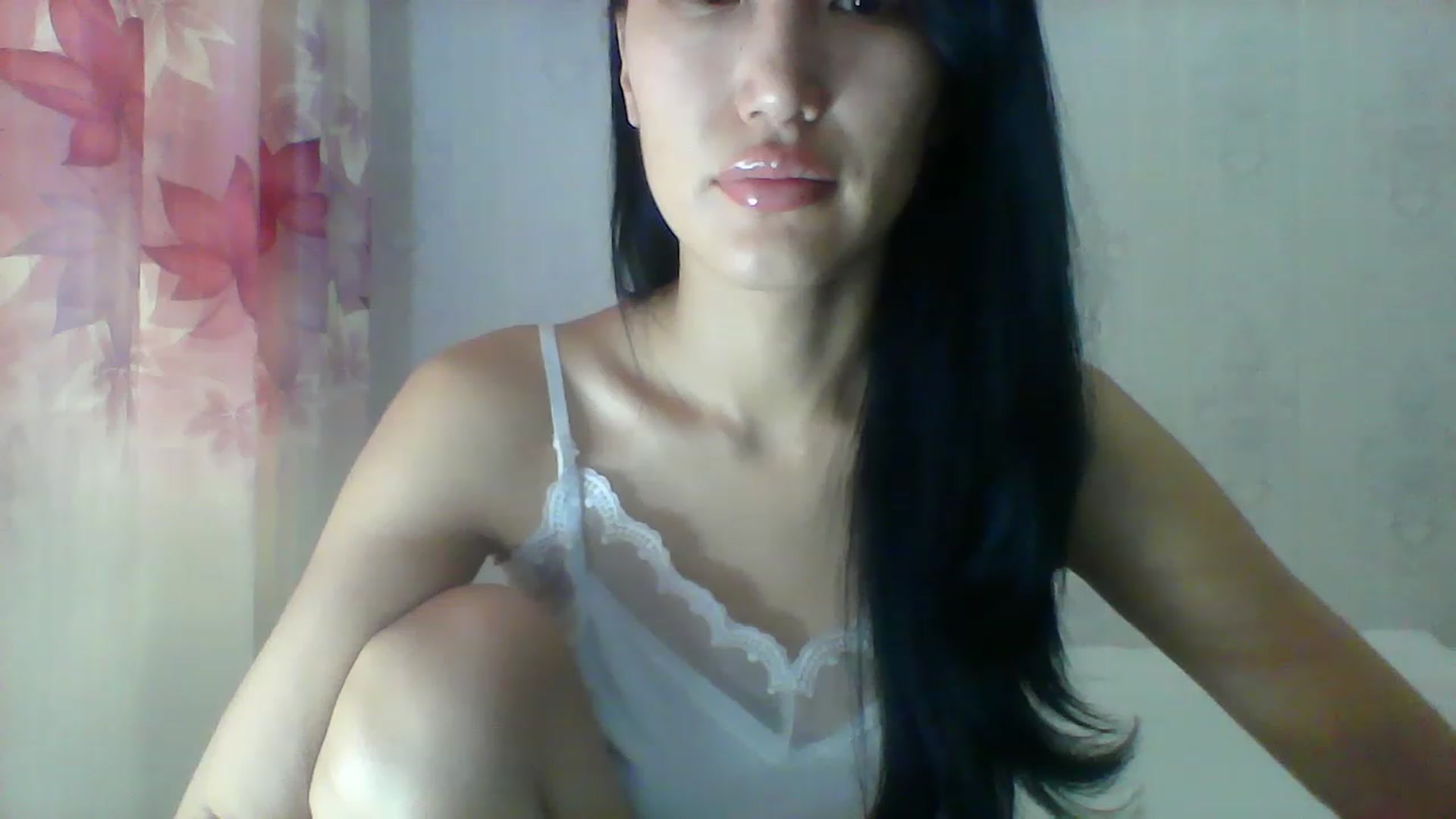 Gallery image thumbnail from SweetRo0mance's myfreecams stream on, 06/20/2023, 04:21 image 10 of 20