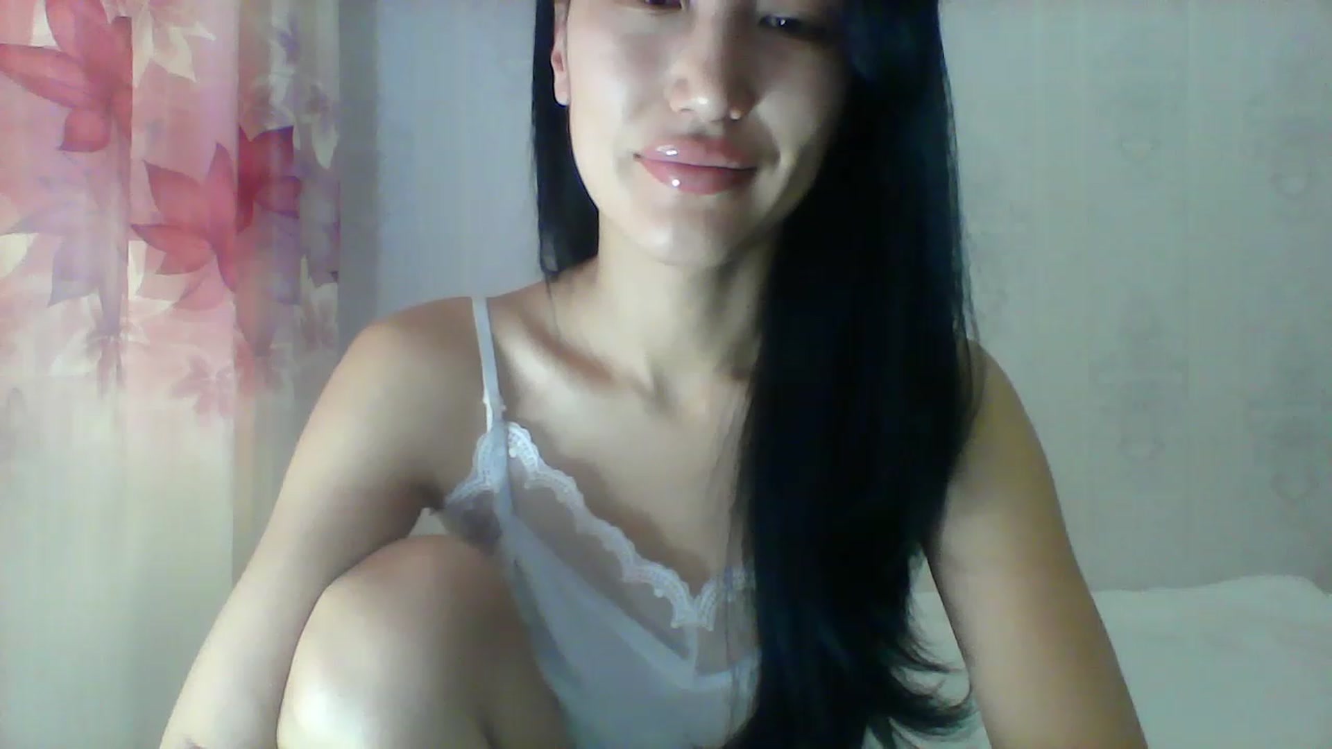 Gallery image thumbnail from SweetRo0mance's myfreecams stream on, 06/20/2023, 04:21 image 13 of 20