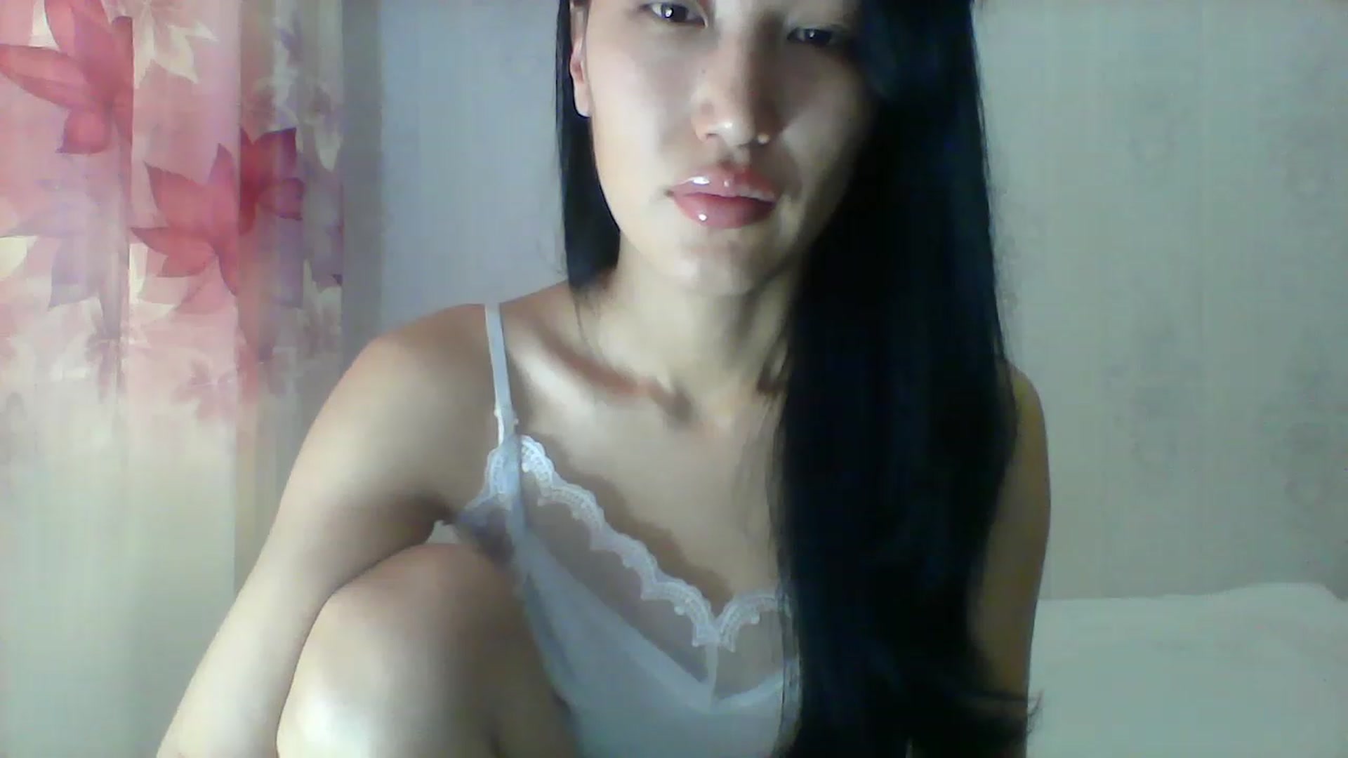 Gallery image thumbnail from SweetRo0mance's myfreecams stream on, 06/20/2023, 04:21 image 15 of 20