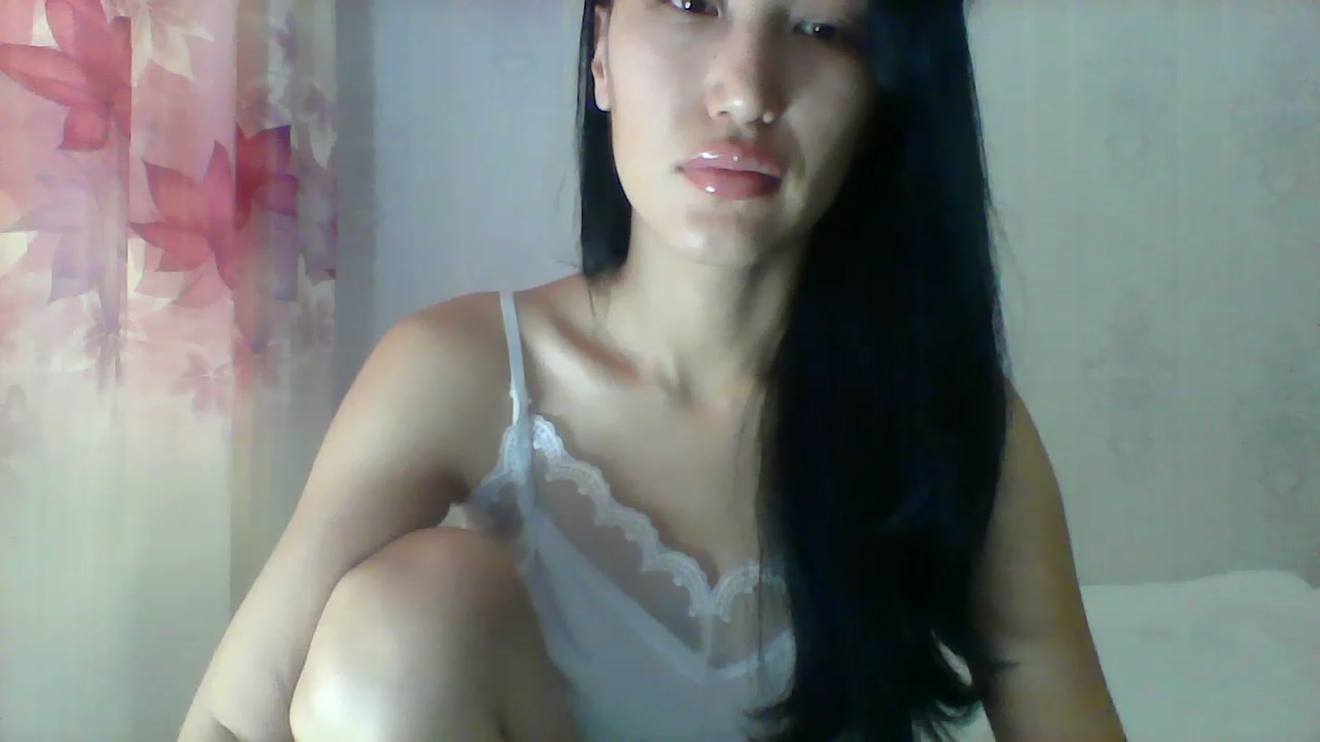 Gallery image thumbnail from SweetRo0mance's myfreecams stream on, 06/20/2023, 04:21 image 17 of 20