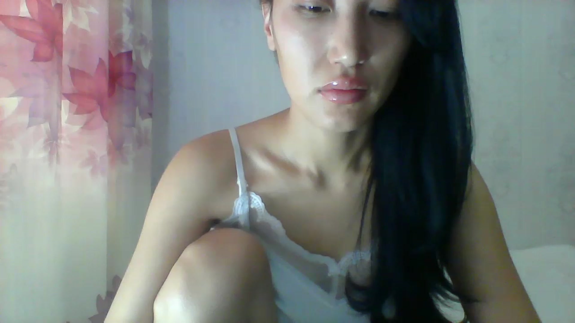 Gallery image thumbnail from SweetRo0mance's myfreecams stream on, 06/20/2023, 04:44 image 2 of 20