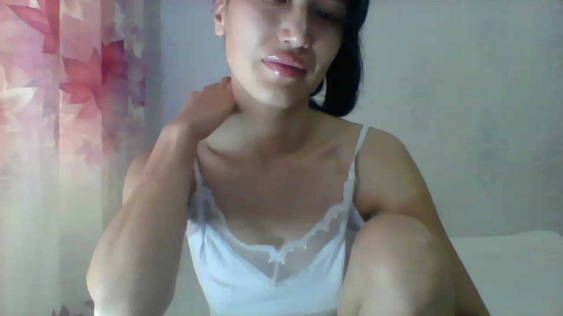 Gallery image thumbnail from SweetRo0mance's myfreecams stream on, 06/20/2023, 04:44 image 19 of 20