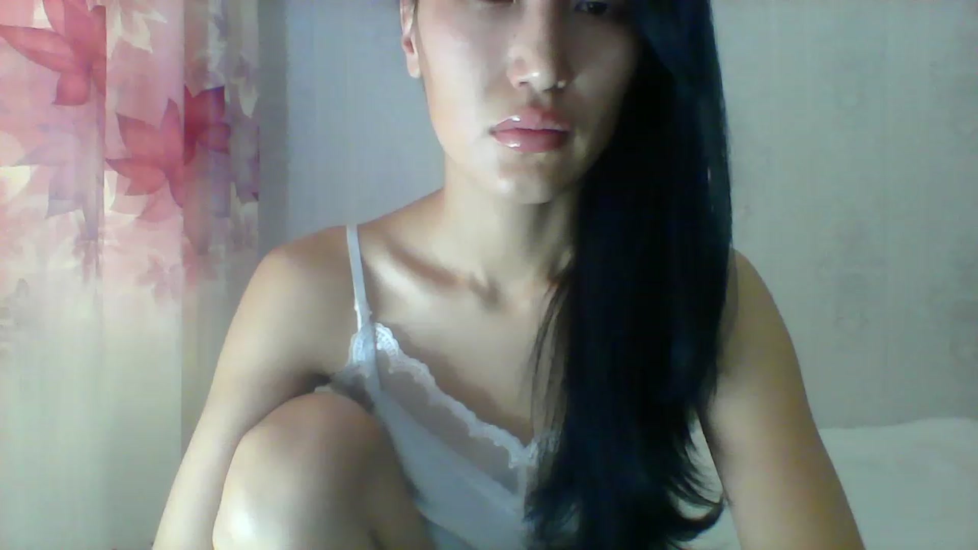 Gallery image thumbnail from SweetRo0mance's myfreecams stream on, 06/20/2023, 04:44 image 8 of 20