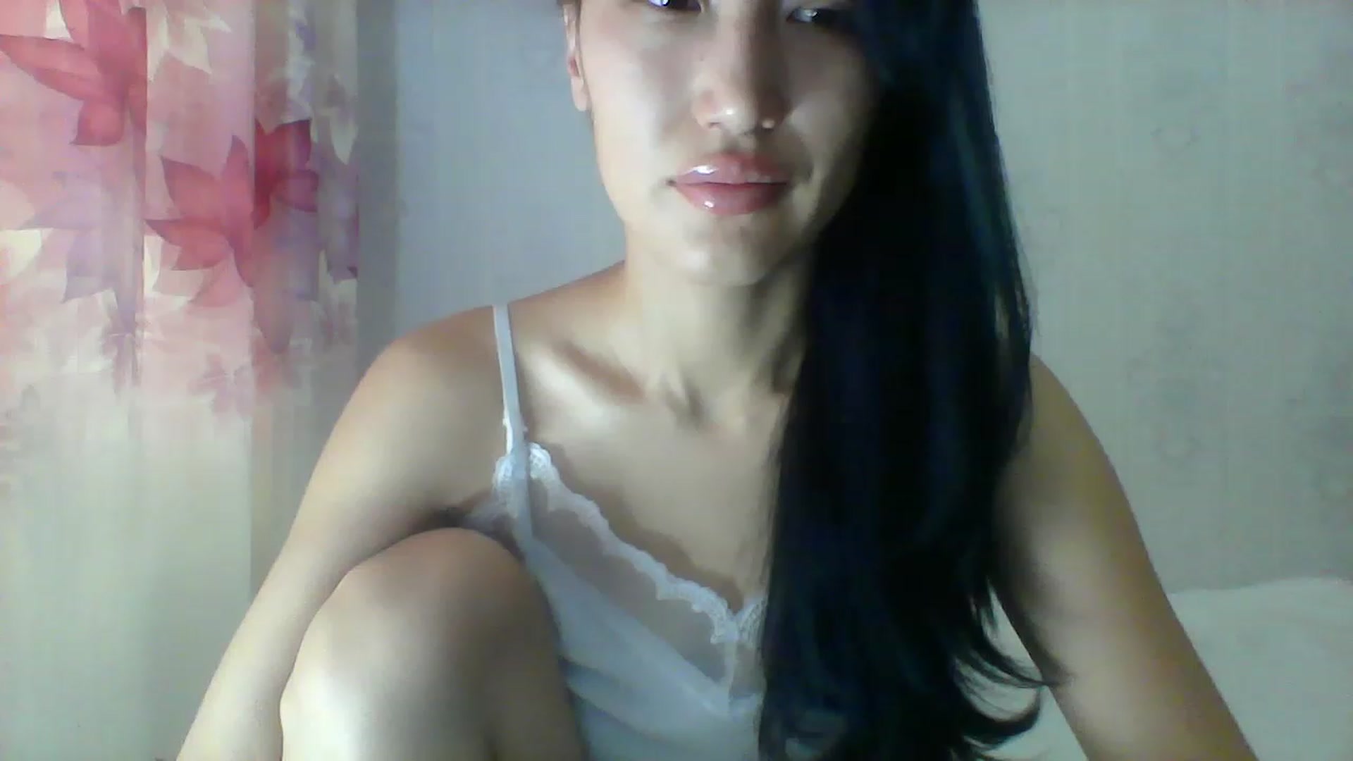 Gallery image thumbnail from SweetRo0mance's myfreecams stream on, 06/20/2023, 04:44 image 1 of 20