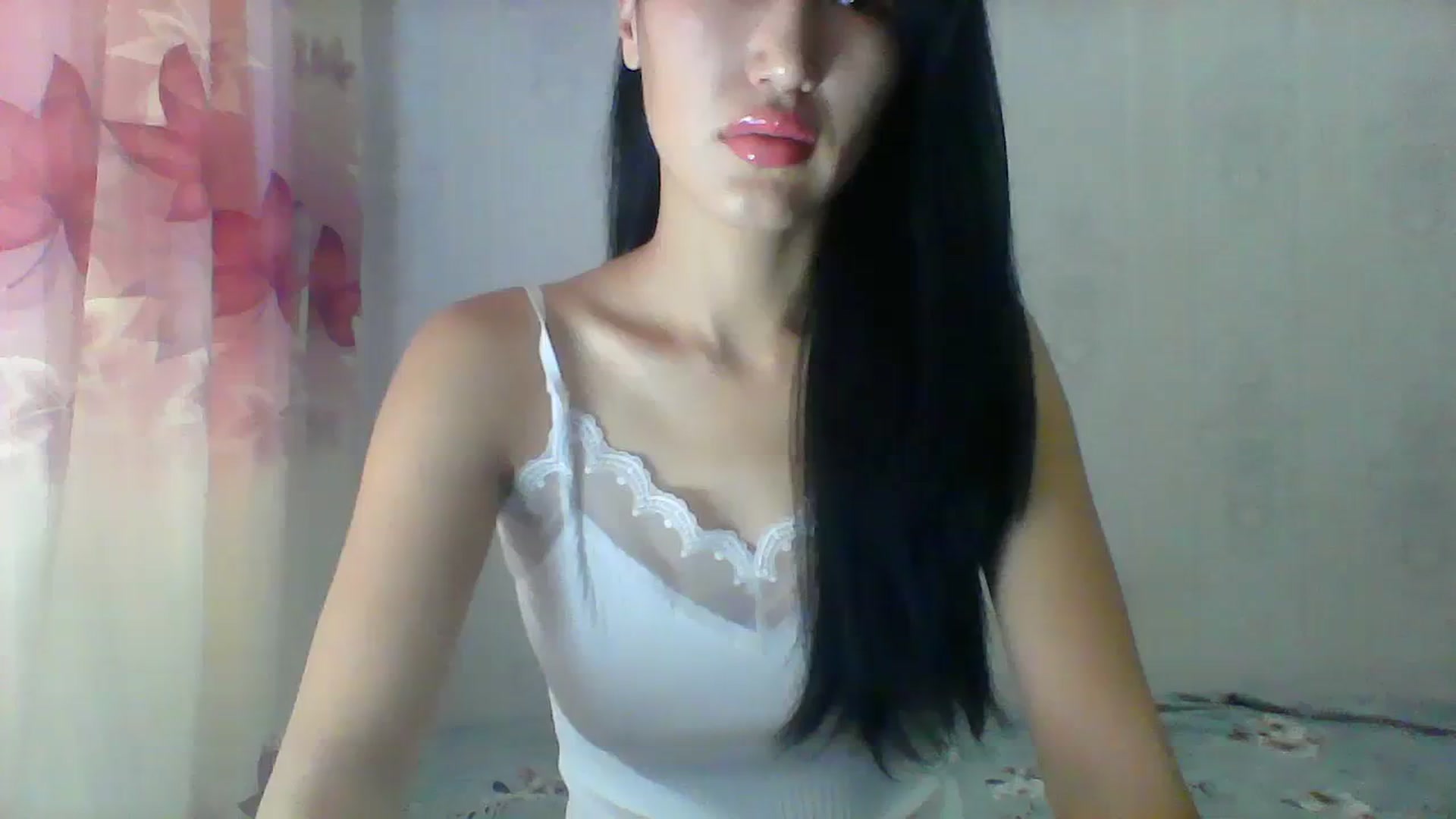 Gallery image thumbnail from SweetRo0mance's myfreecams stream on, 07/18/2023, 04:08 image 18 of 20