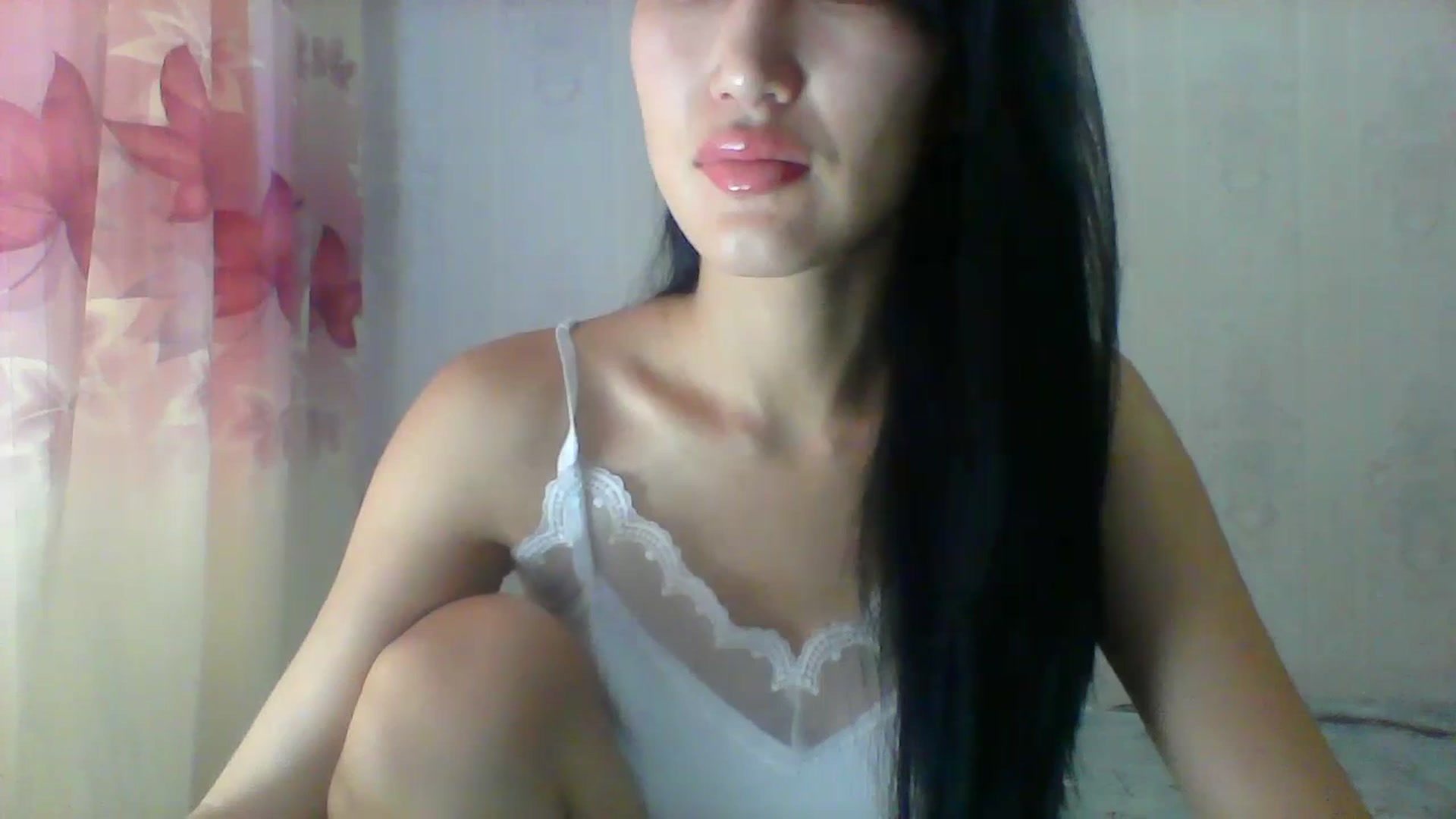 Gallery image thumbnail from SweetRo0mance's myfreecams stream on, 07/18/2023, 04:08 image 7 of 20