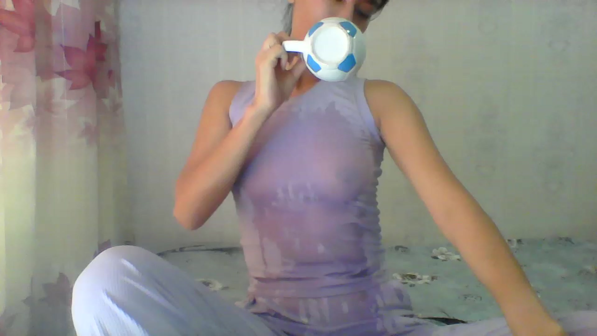 Gallery image thumbnail from SweetRo0mance's myfreecams stream on, 08/21/2023, 08:20 image 7 of 20