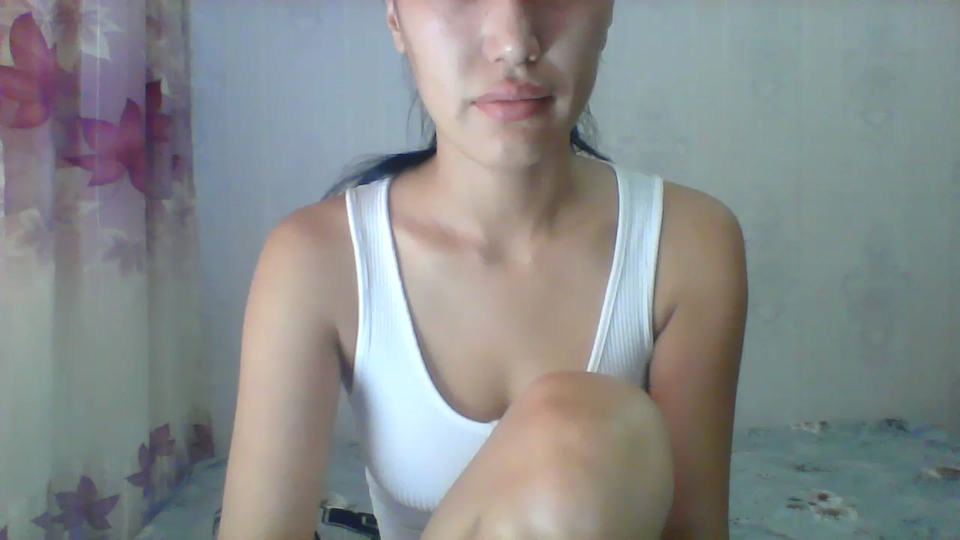 Gallery image thumbnail from SweetRo0mance's myfreecams stream on, 08/21/2023, 09:52 image 11 of 20