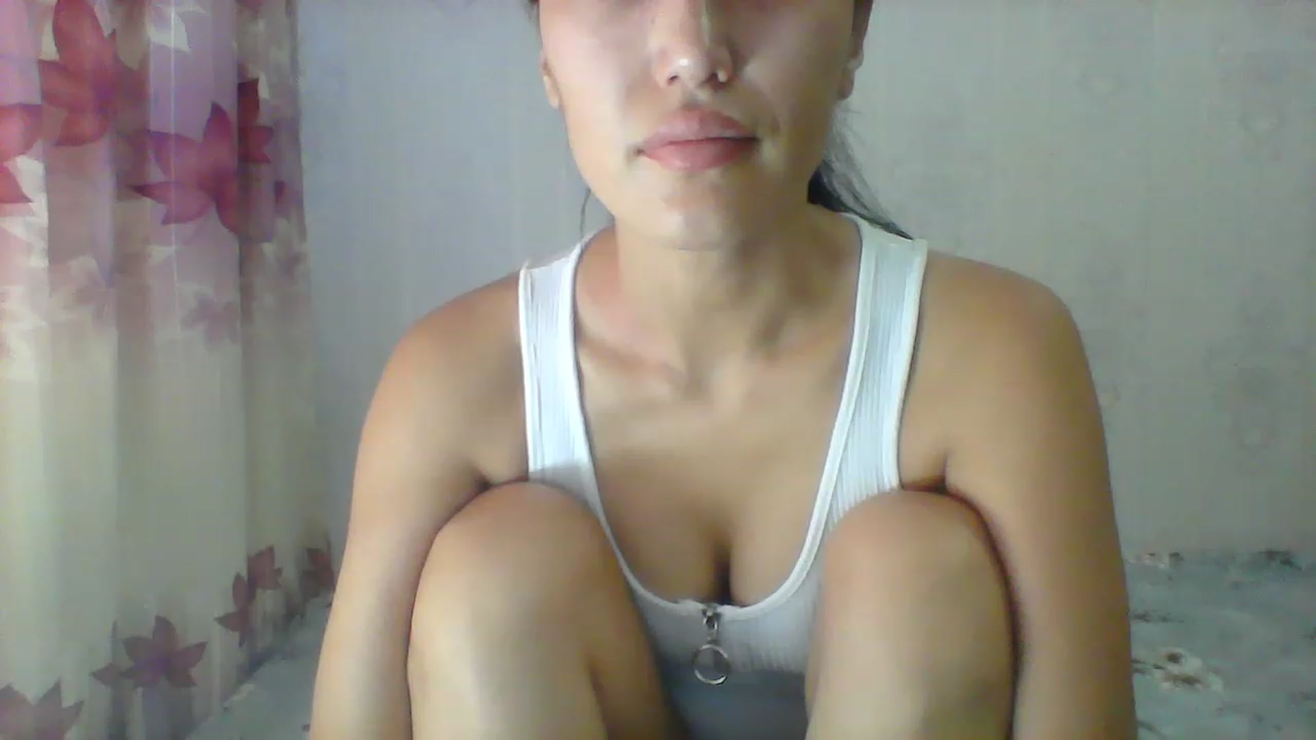 Gallery image thumbnail from SweetRo0mance's myfreecams stream on, 08/21/2023, 09:52 image 4 of 20