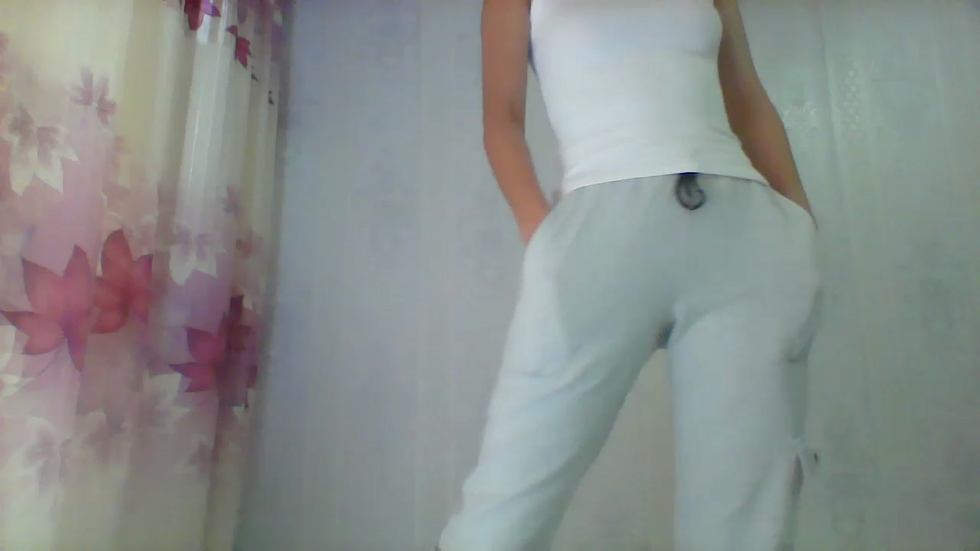 Gallery image thumbnail from SweetRo0mance's myfreecams stream on, 08/29/2023, 09:49 image 4 of 20