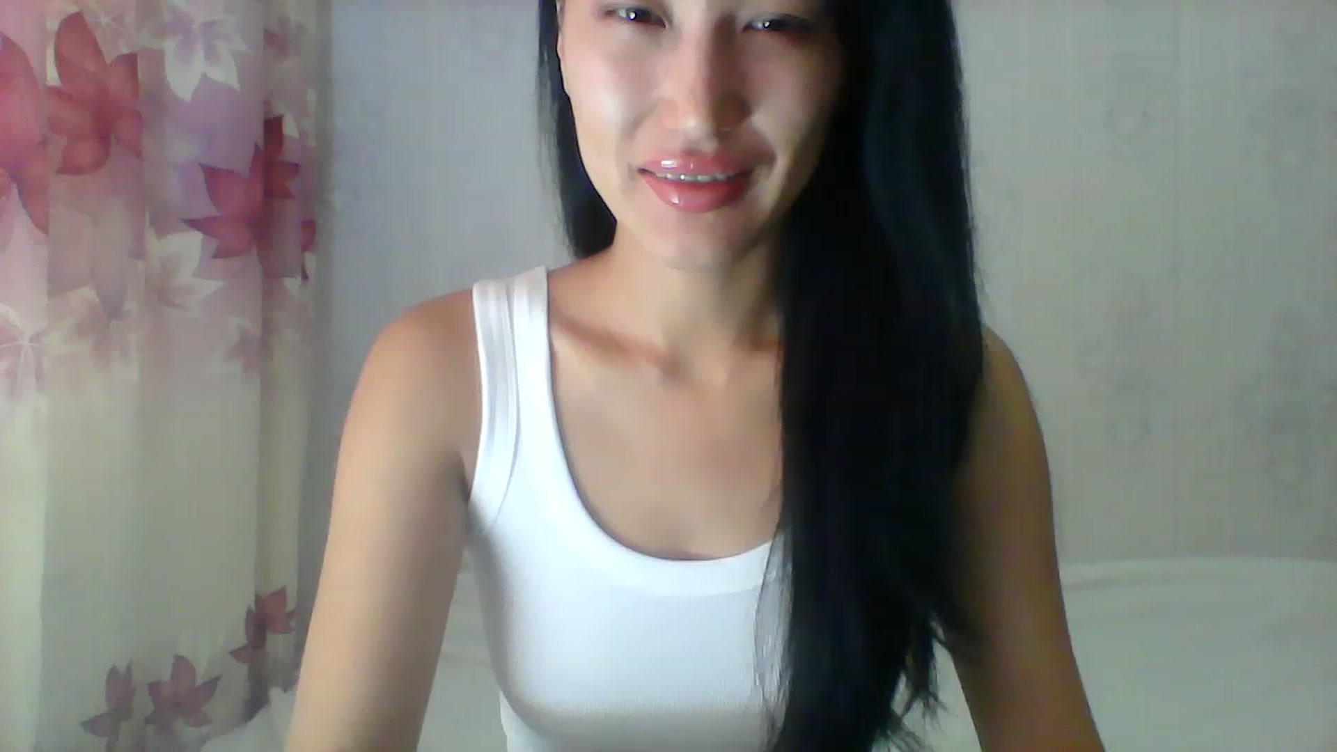 Gallery image thumbnail from SweetRo0mance's myfreecams stream on, 08/29/2023, 09:49 image 1 of 20