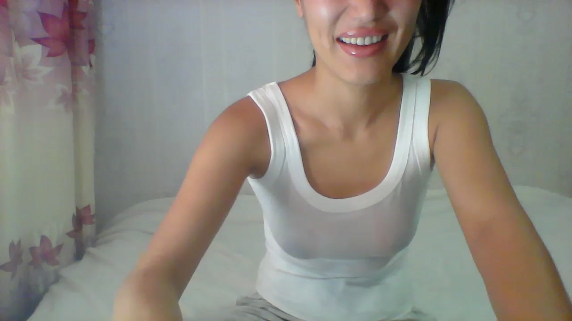 Gallery image thumbnail from SweetRo0mance's myfreecams stream on, 08/29/2023, 09:49 image 7 of 20