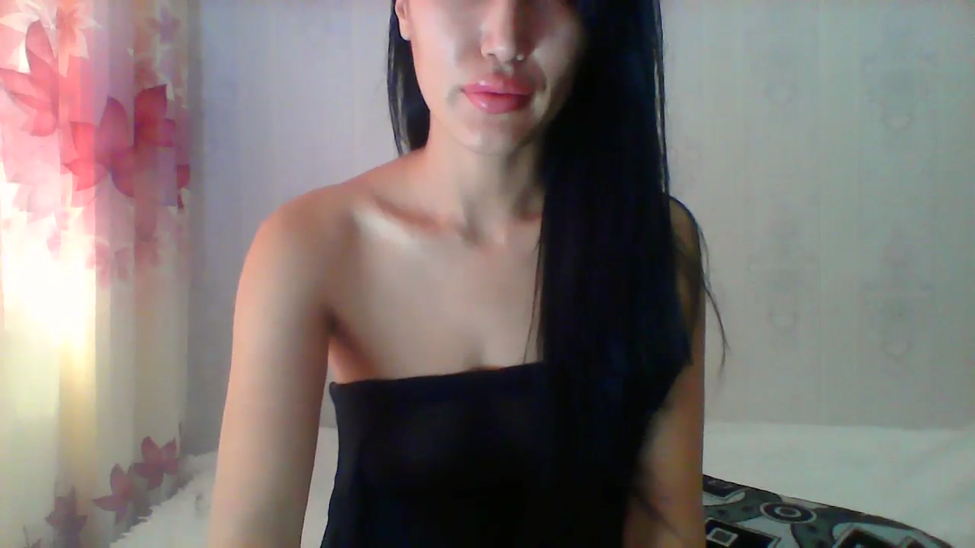 Gallery image thumbnail from SweetRo0mance's myfreecams stream on, 09/19/2023, 07:34 image 17 of 20