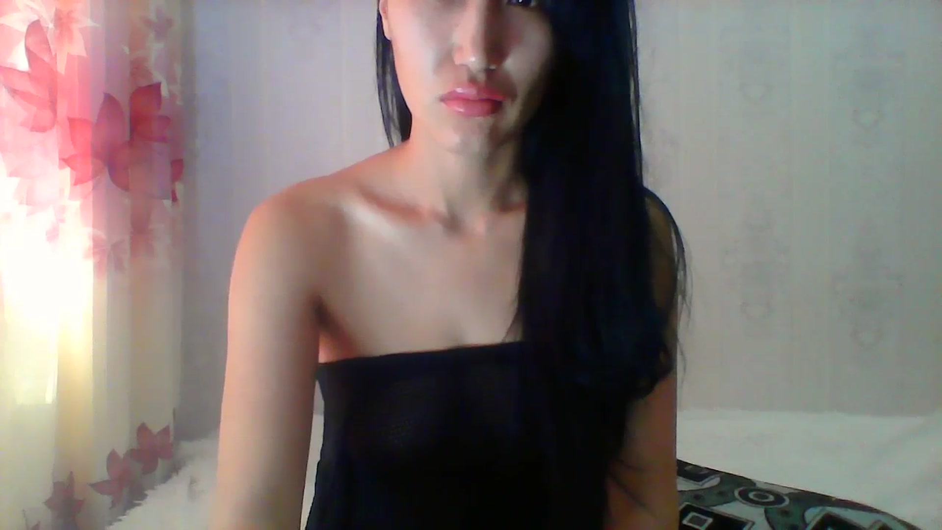 Gallery image thumbnail from SweetRo0mance's myfreecams stream on, 09/19/2023, 07:34 image 16 of 20