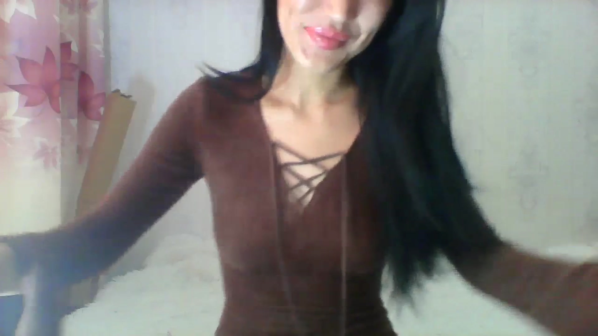 Gallery image thumbnail from SweetRo0mance's myfreecams stream on, 09/27/2023, 10:41 image 6 of 20