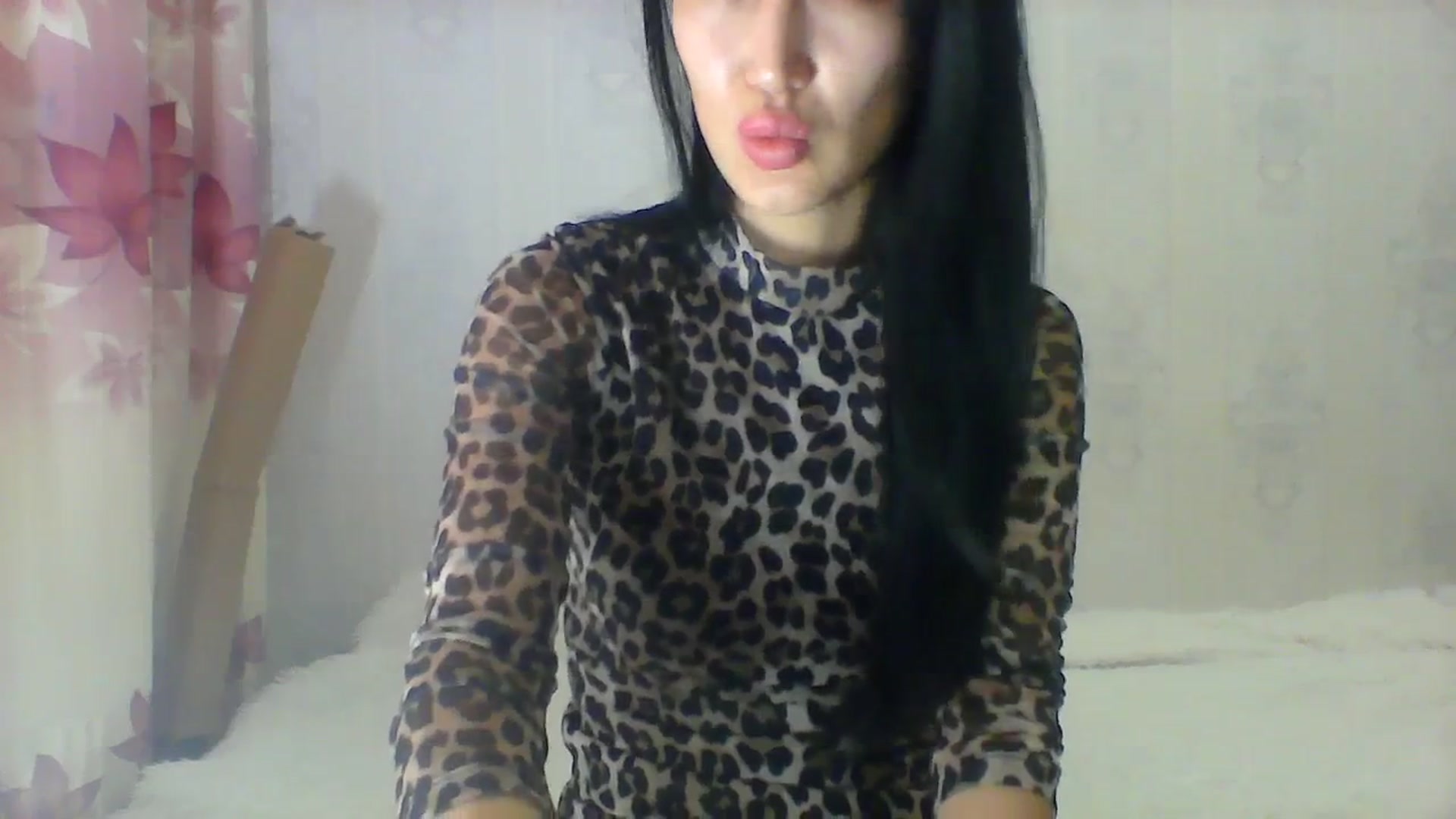 Gallery image thumbnail from SweetRo0mance's myfreecams stream on, 09/27/2023, 10:41 image 19 of 20