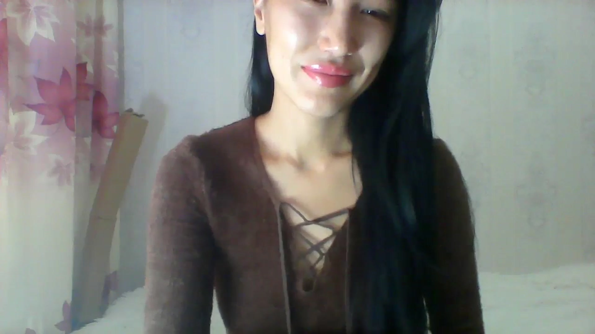 Gallery image thumbnail from SweetRo0mance's myfreecams stream on, 09/27/2023, 10:41 image 9 of 20