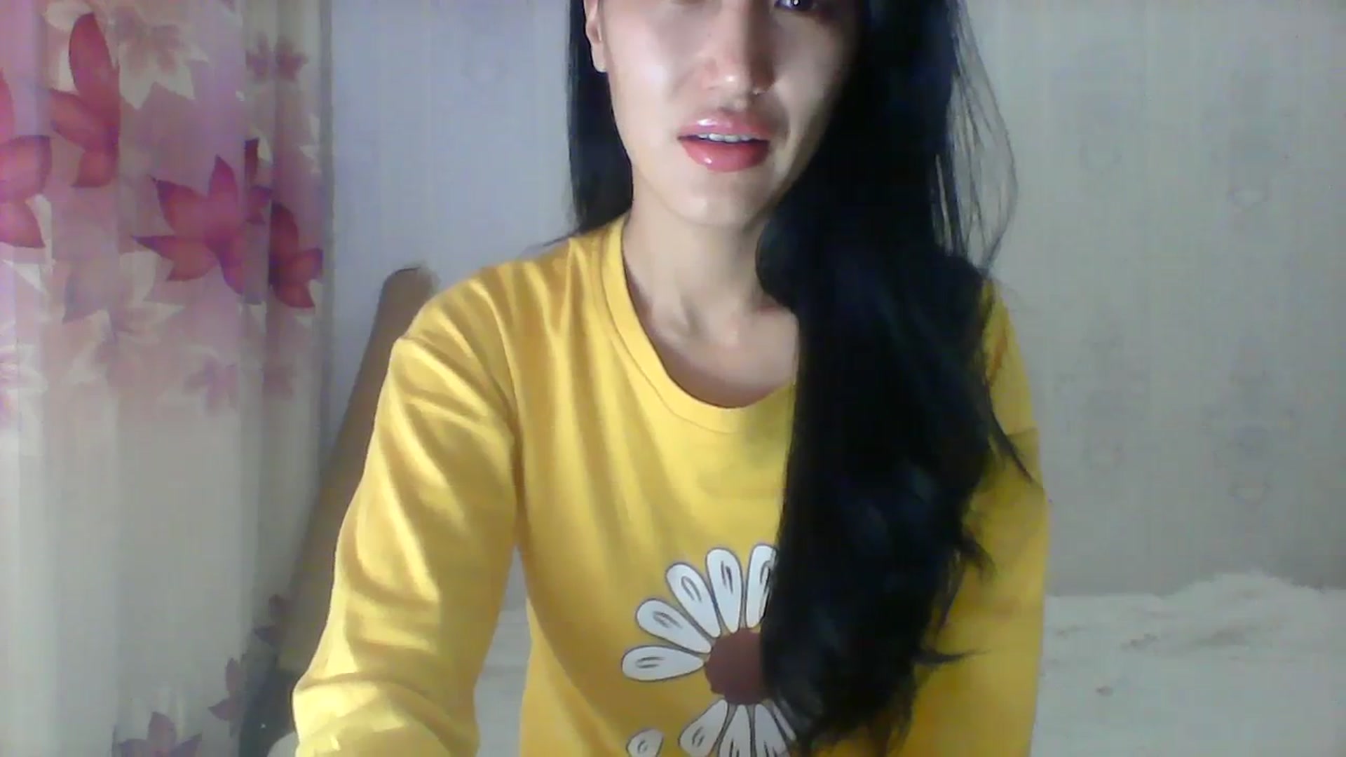 Gallery image thumbnail from SweetRo0mance's myfreecams stream on, 09/30/2023, 11:16 image 9 of 20