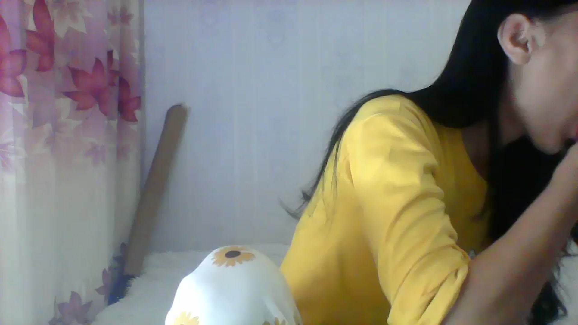 Gallery image thumbnail from SweetRo0mance's myfreecams stream on, 09/30/2023, 11:16 image 16 of 20