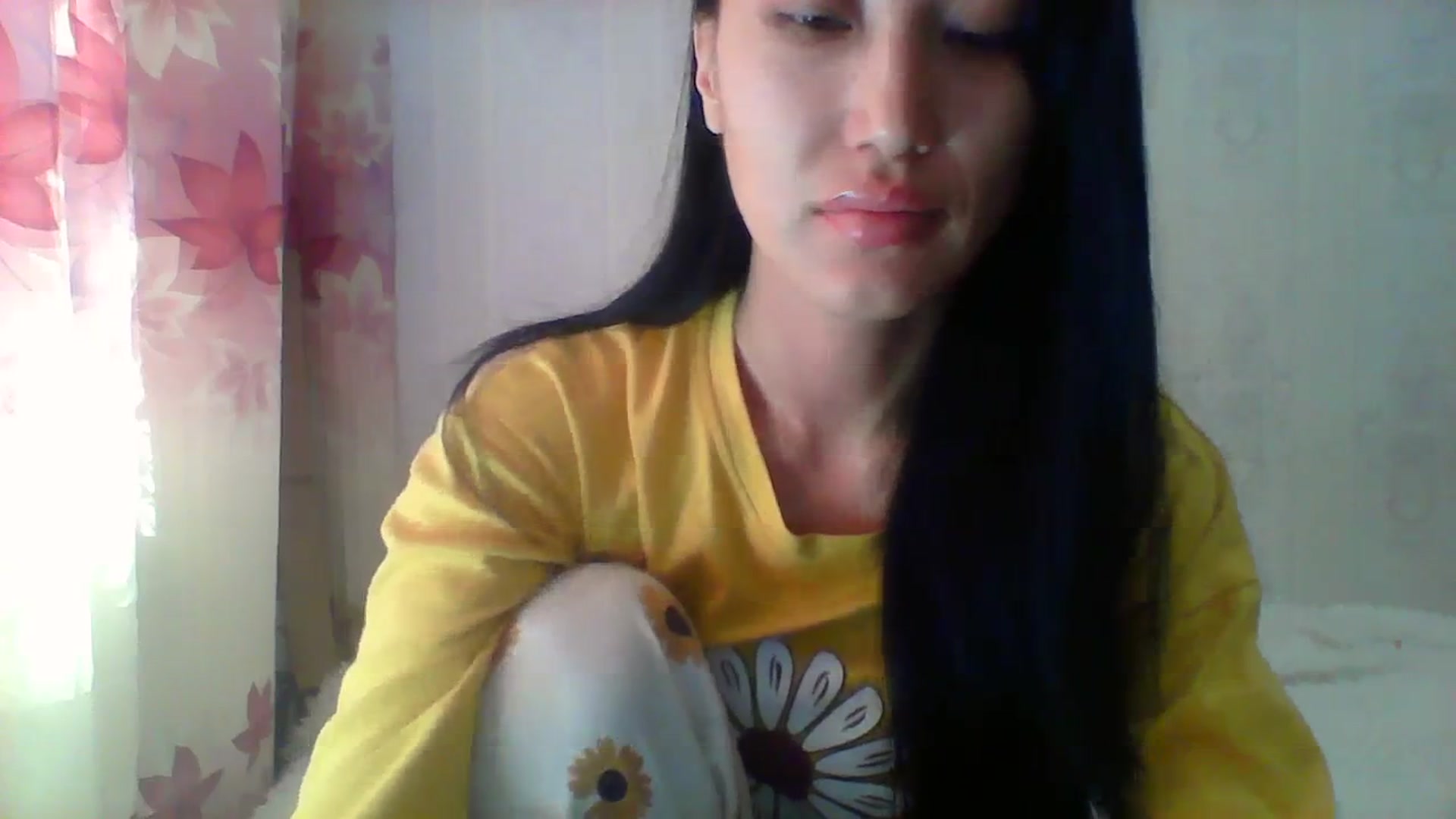 Gallery image thumbnail from SweetRo0mance's myfreecams stream on, 10/24/2023, 06:01 image 10 of 20