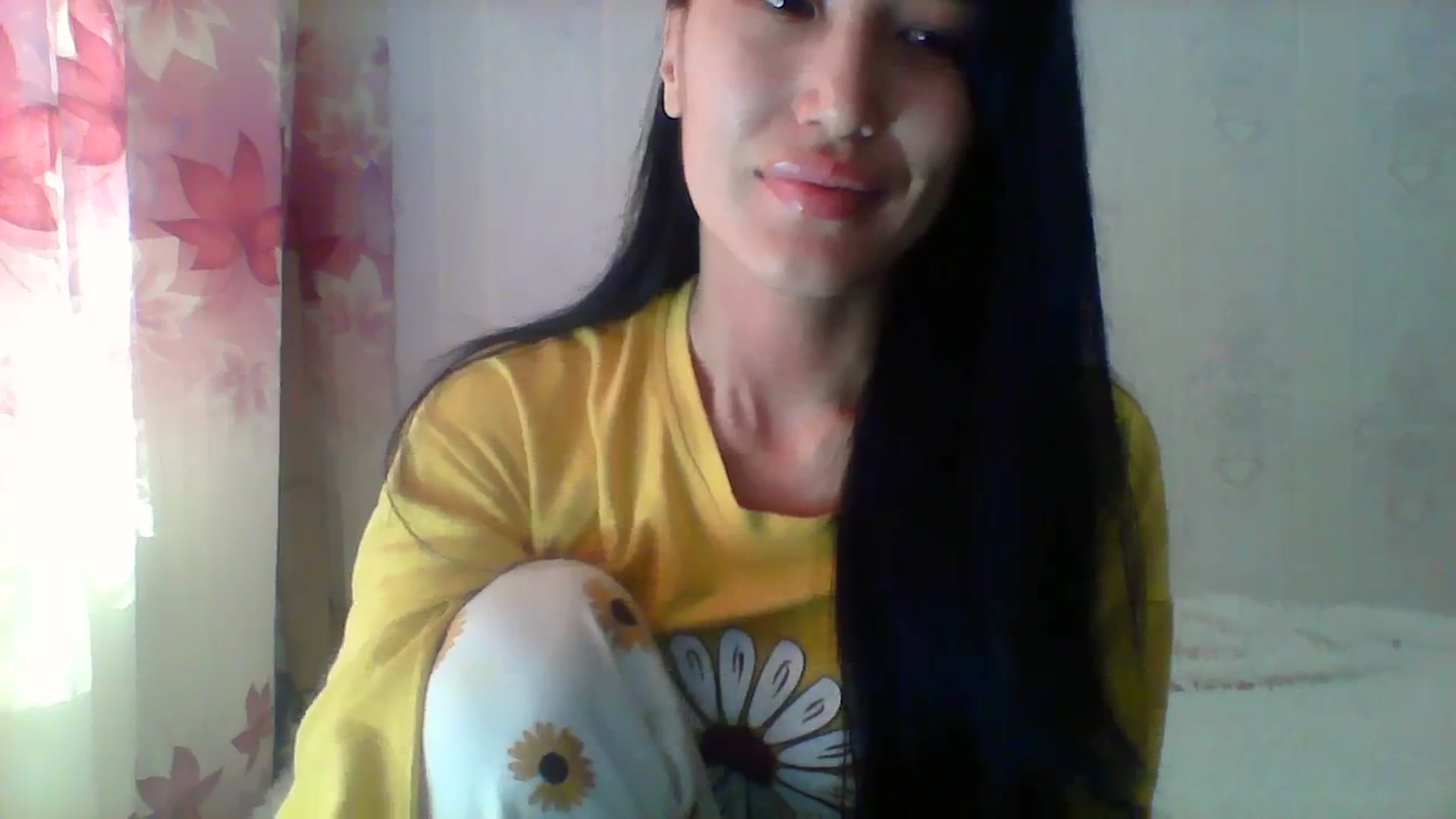 Gallery image thumbnail from SweetRo0mance's myfreecams stream on, 10/24/2023, 06:01 image 12 of 20