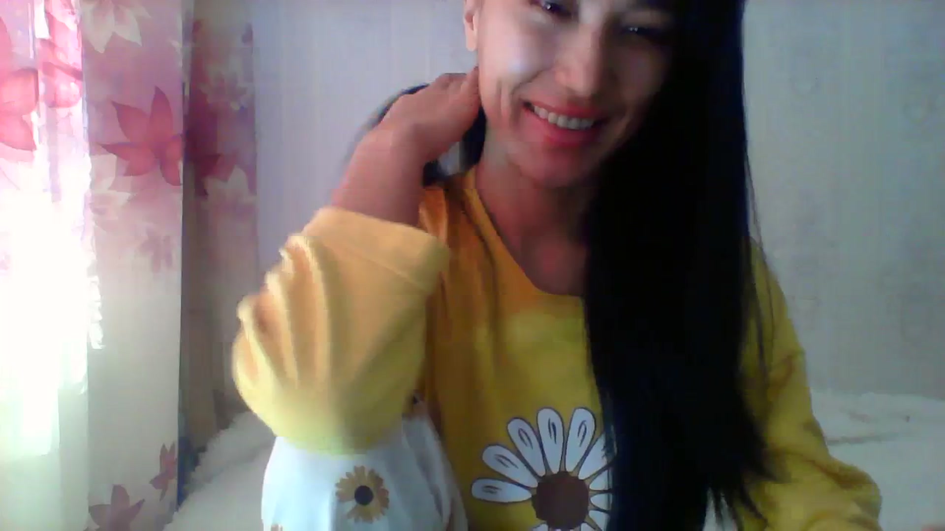 Gallery image thumbnail from SweetRo0mance's myfreecams stream on, 10/24/2023, 06:01 image 7 of 20